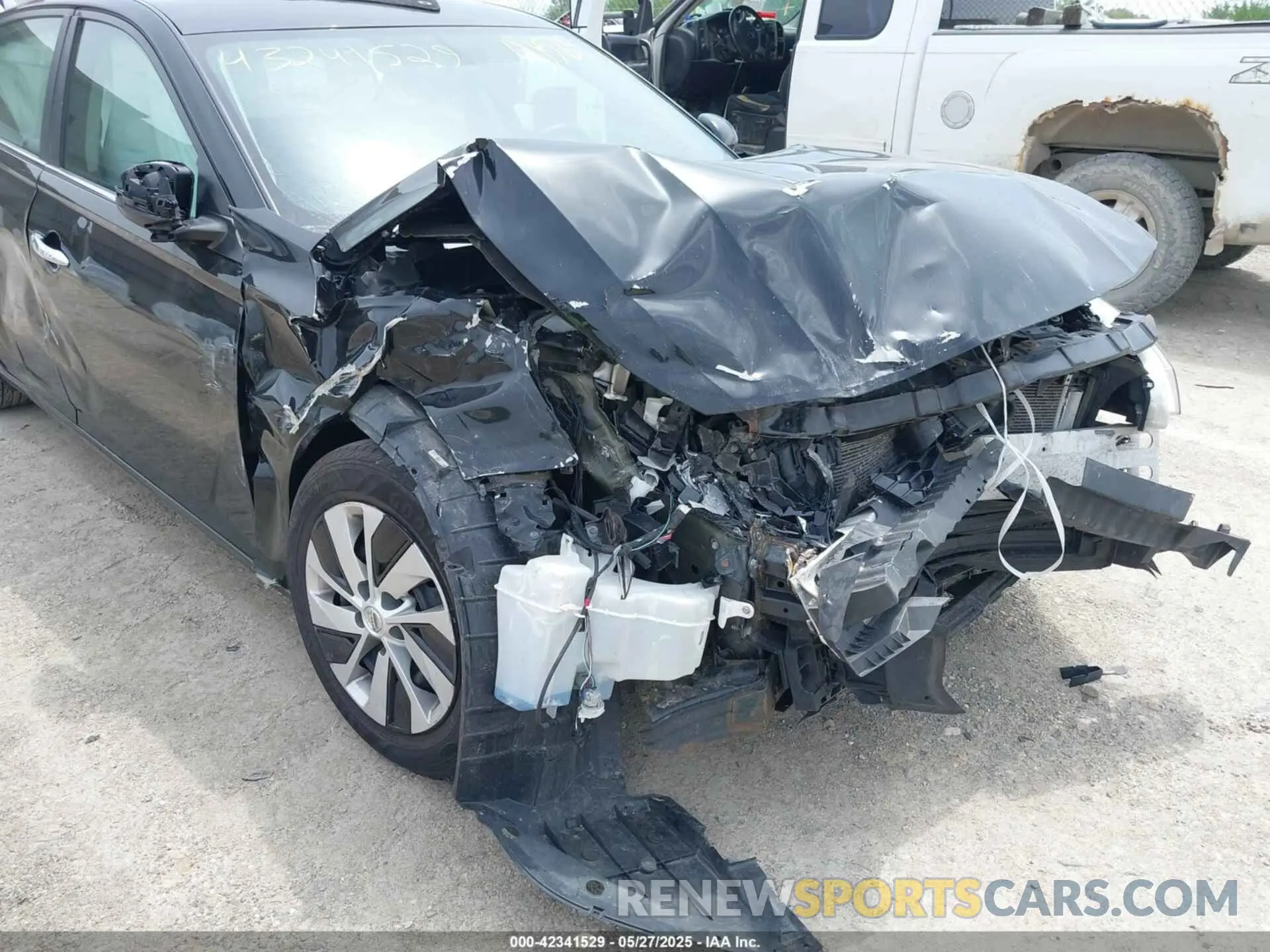 6 fotografías del automóvil dañado 1N4BL4BV9KN301958 NISSAN ALTIMA 2019