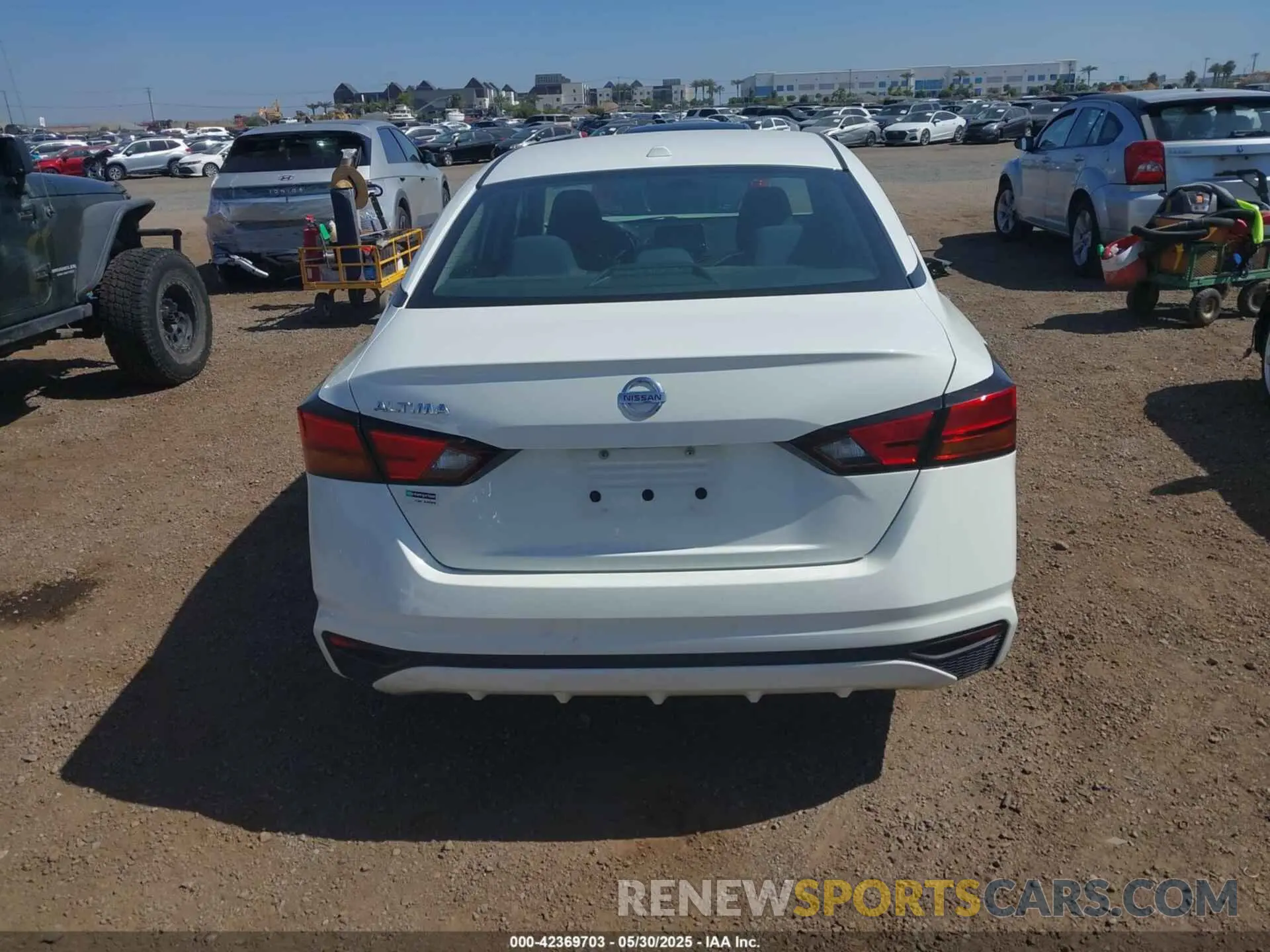 17 fotografías del automóvil dañado 1N4BL4BVXKC229177 NISSAN ALTIMA 2019