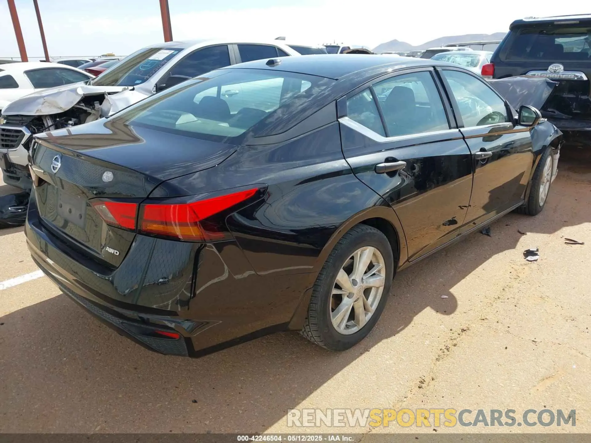 4 fotografías del automóvil dañado 1N4BL4BW1KC200661 NISSAN ALTIMA 2019