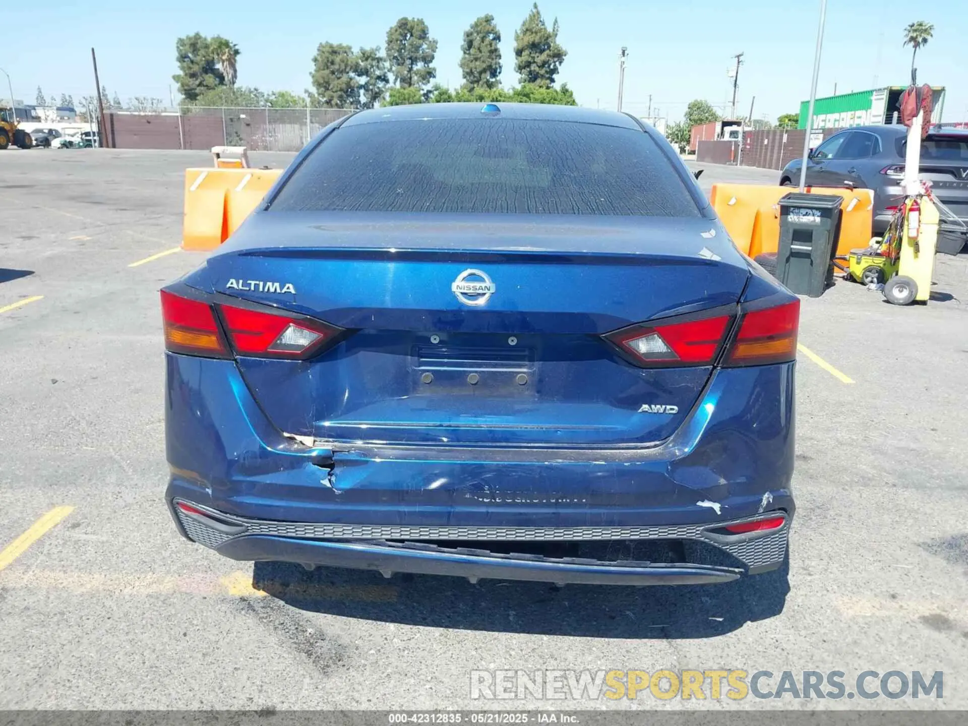 16 fotografías del automóvil dañado 1N4BL4BW4KC153576 NISSAN ALTIMA 2019