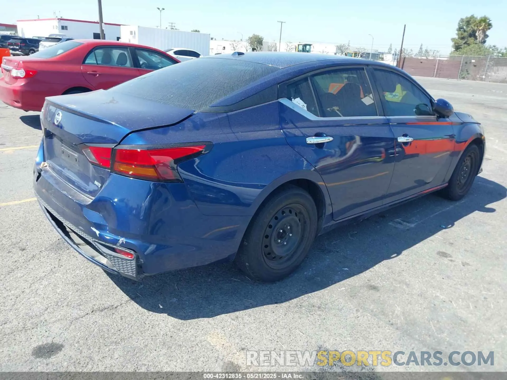 4 fotografías del automóvil dañado 1N4BL4BW4KC153576 NISSAN ALTIMA 2019