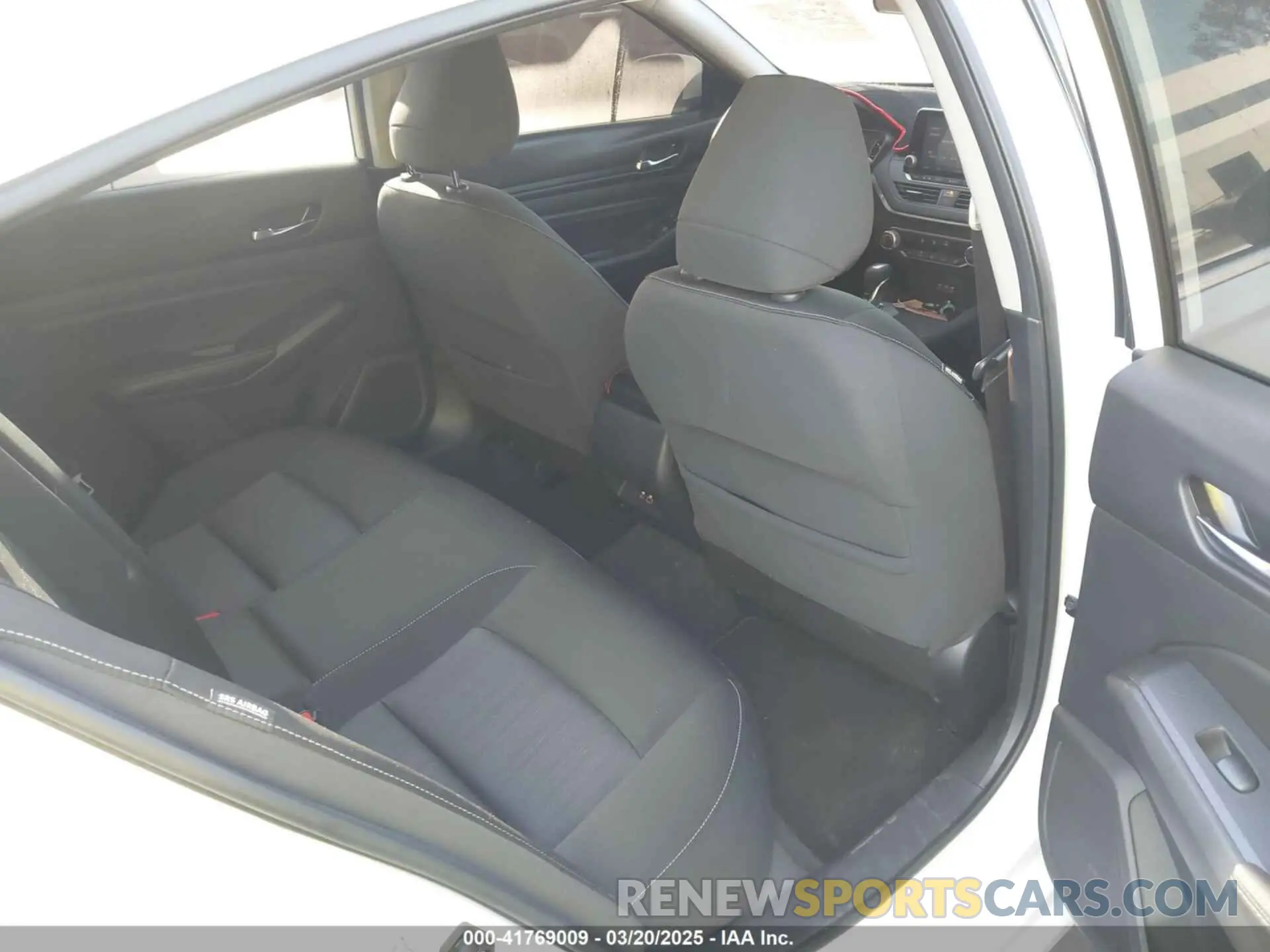 8 fotografías del automóvil dañado 1N4BL4BW7KC156505 NISSAN ALTIMA 2019