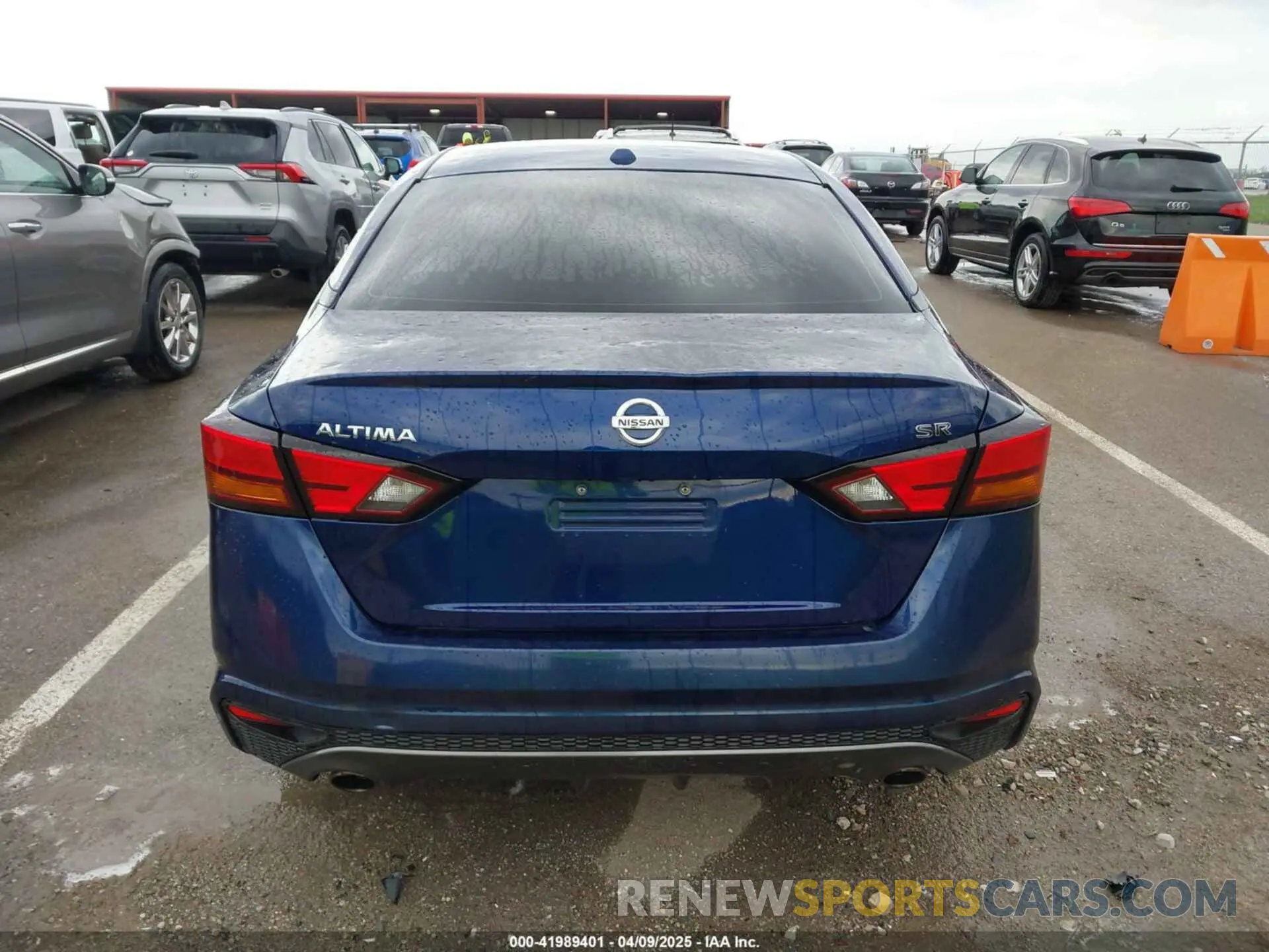 16 fotografías del automóvil dañado 1N4BL4CV0KC179789 NISSAN ALTIMA 2019