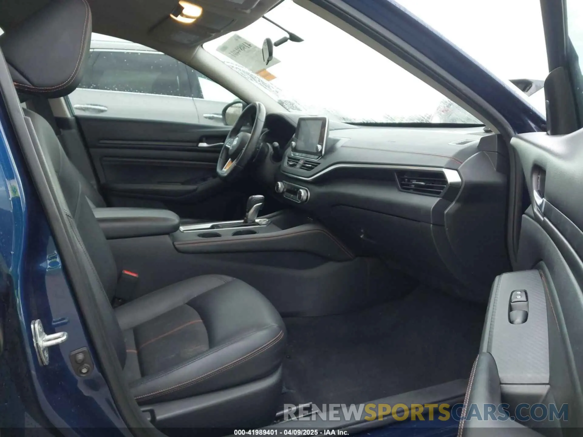 5 fotografías del automóvil dañado 1N4BL4CV0KC179789 NISSAN ALTIMA 2019