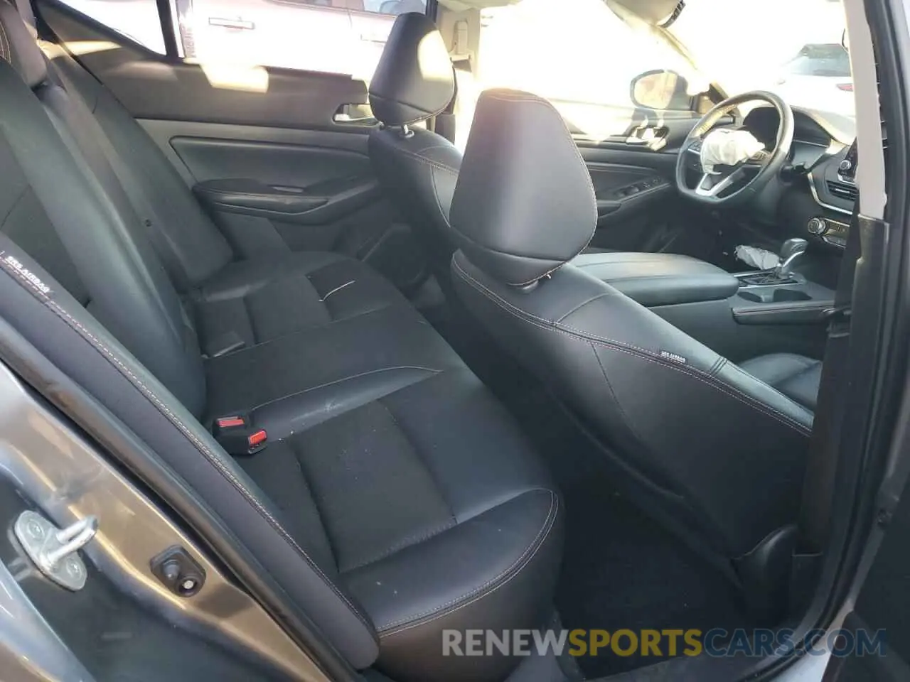 10 fotografías del automóvil dañado 1N4BL4CV0KC186256 NISSAN ALTIMA 2019
