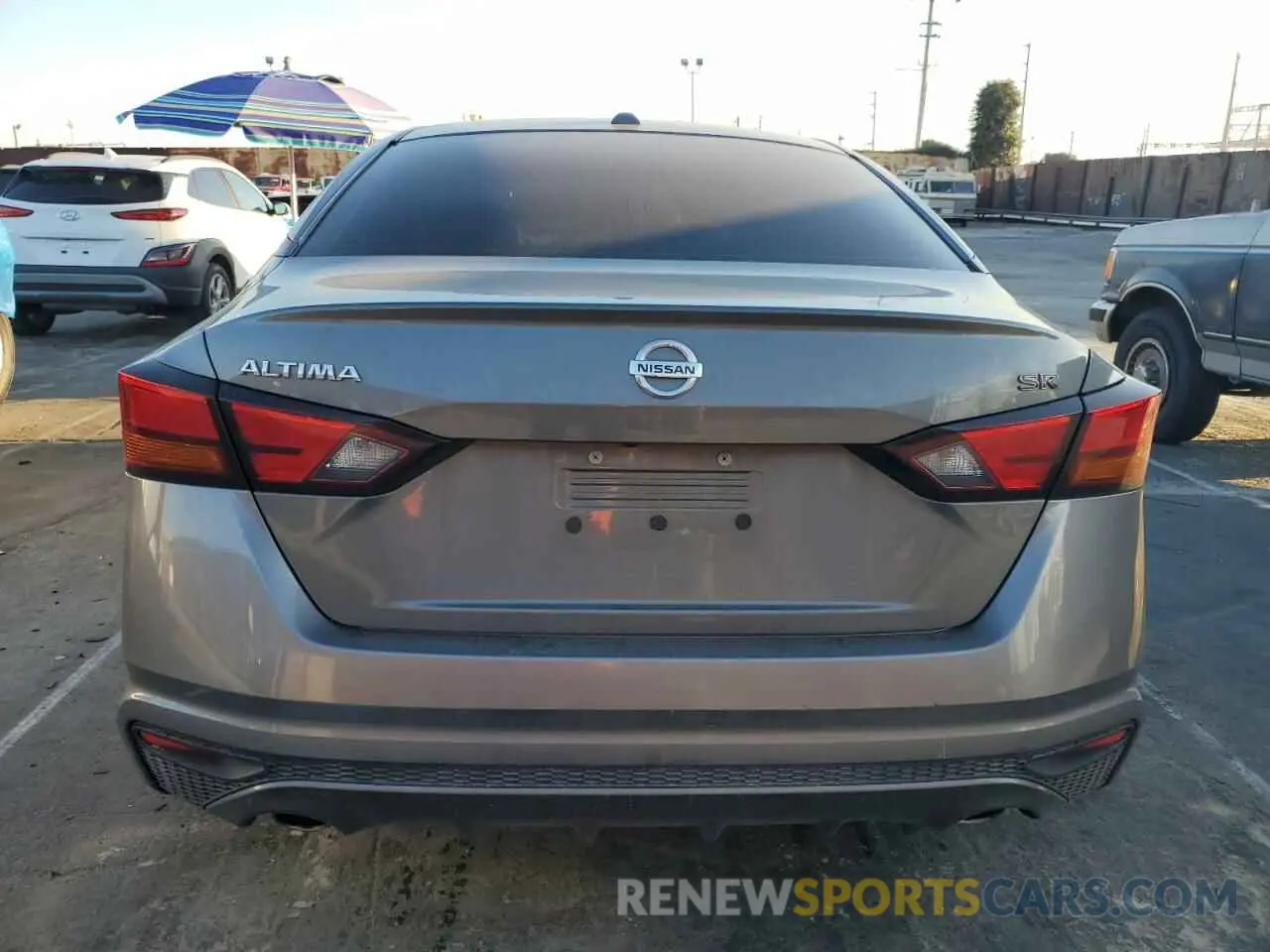 6 fotografías del automóvil dañado 1N4BL4CV0KC186256 NISSAN ALTIMA 2019