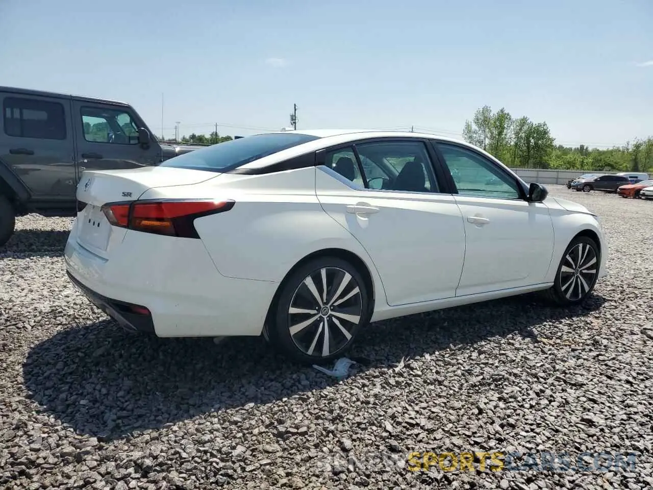 3 fotografías del automóvil dañado 1N4BL4CV0KC251834 NISSAN ALTIMA 2019