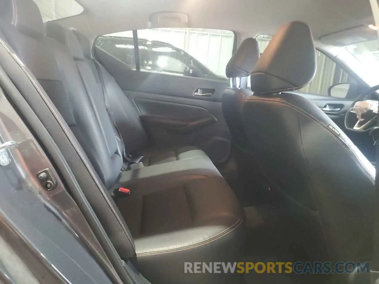 10 fotografías del automóvil dañado 1N4BL4CV0KN300230 NISSAN ALTIMA 2019
