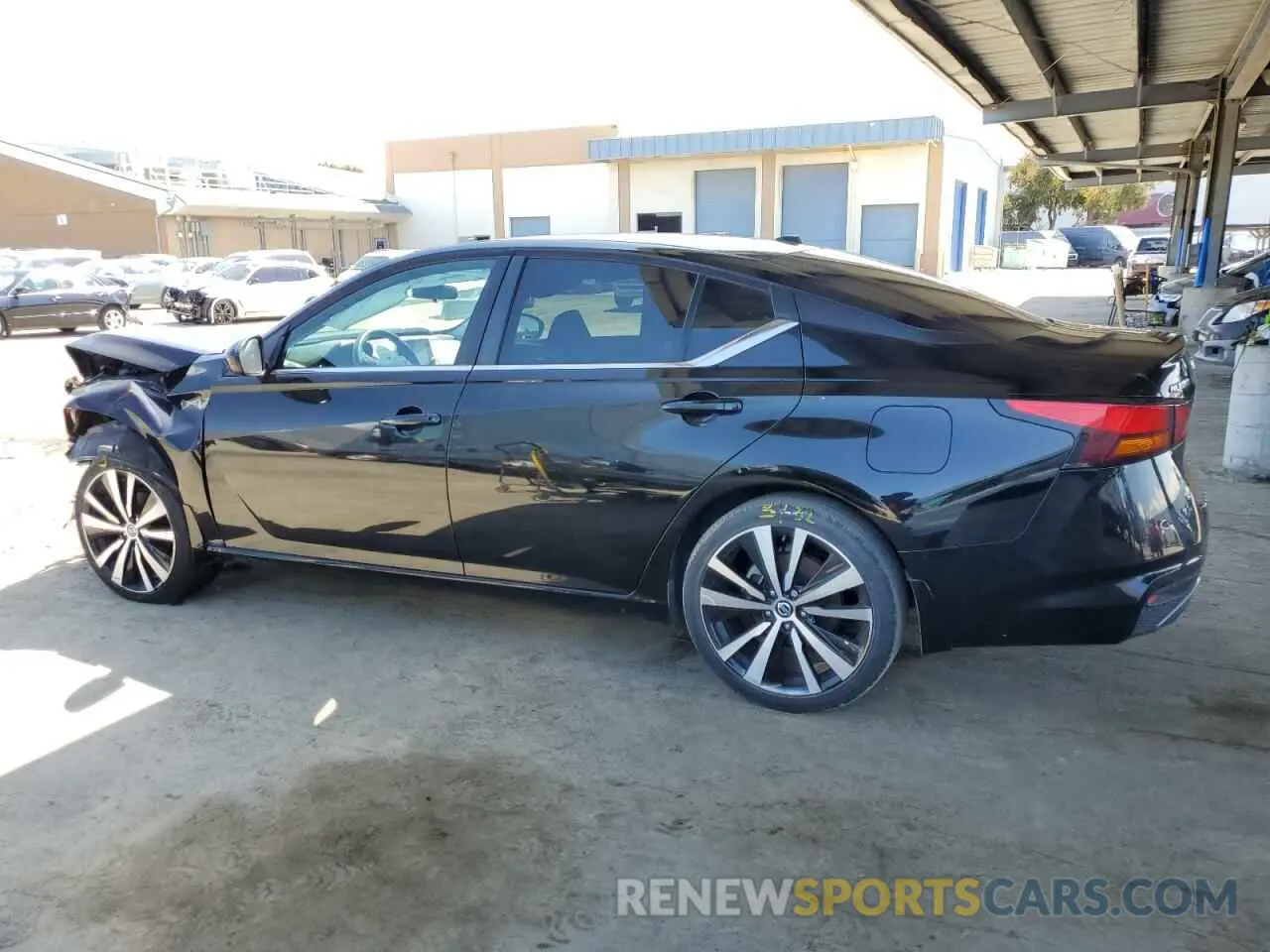 2 fotografías del automóvil dañado 1N4BL4CV0KN321577 NISSAN ALTIMA 2019