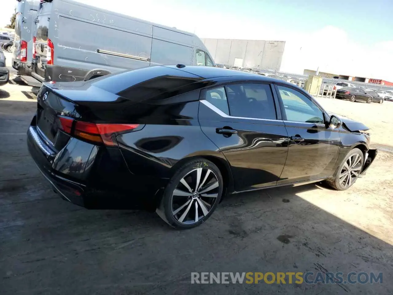 3 fotografías del automóvil dañado 1N4BL4CV0KN321577 NISSAN ALTIMA 2019