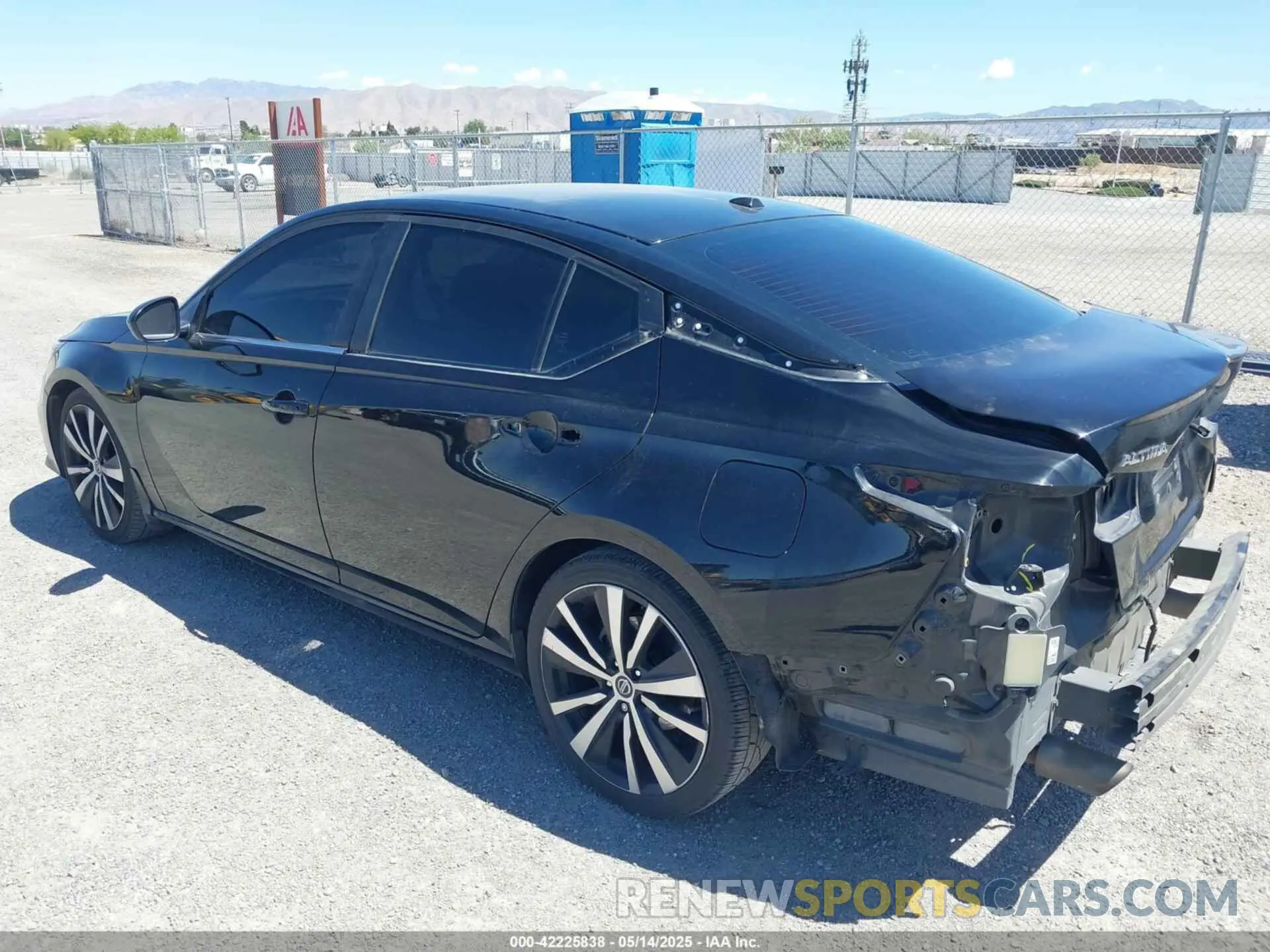 3 fotografías del automóvil dañado 1N4BL4CV1KC206000 NISSAN ALTIMA 2019