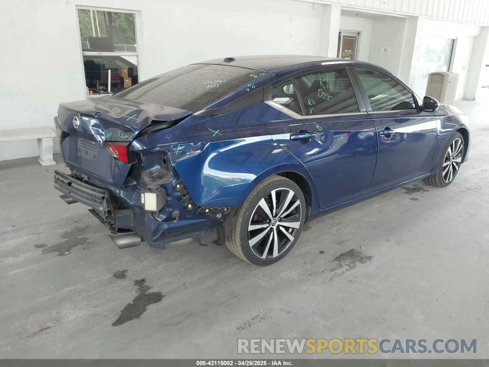 4 fotografías del automóvil dañado 1N4BL4CV1KC219071 NISSAN ALTIMA 2019