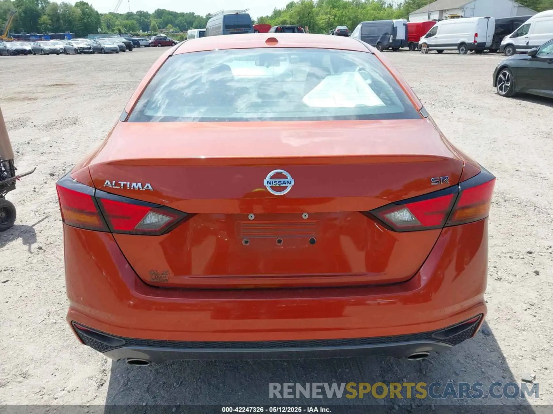 16 fotografías del automóvil dañado 1N4BL4CV2KC103510 NISSAN ALTIMA 2019