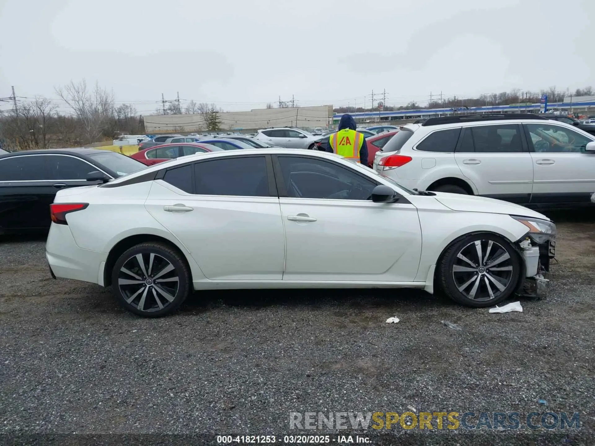 12 fotografías del automóvil dañado 1N4BL4CV2KC116533 NISSAN ALTIMA 2019