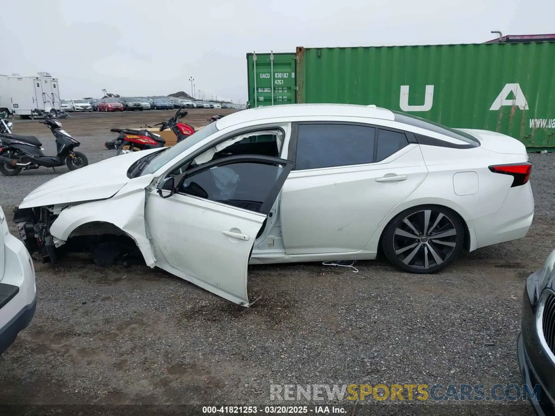 13 fotografías del automóvil dañado 1N4BL4CV2KC116533 NISSAN ALTIMA 2019