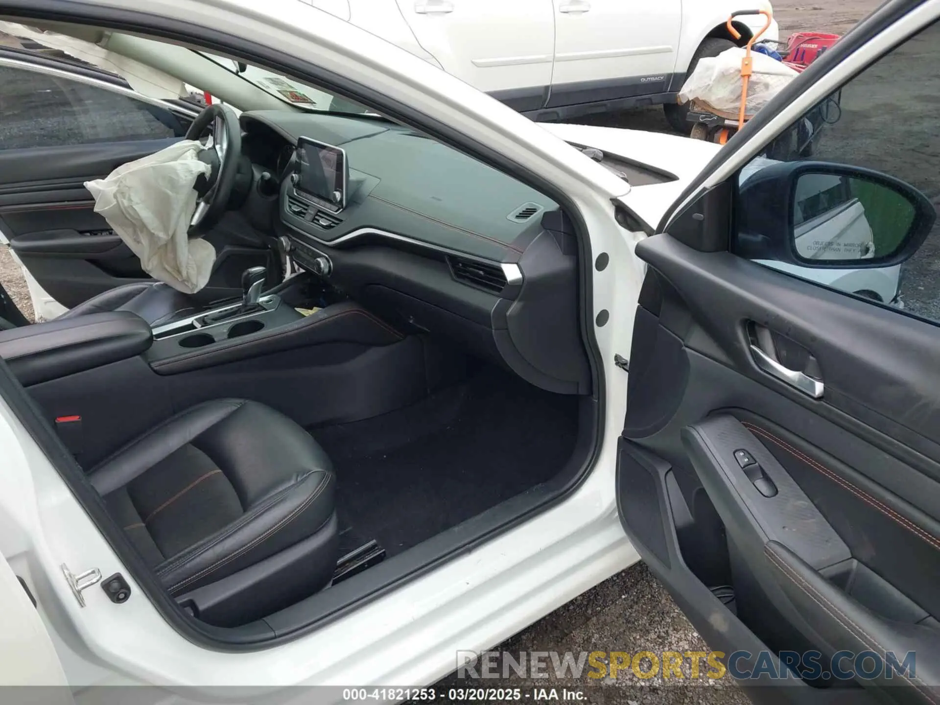 5 fotografías del automóvil dañado 1N4BL4CV2KC116533 NISSAN ALTIMA 2019