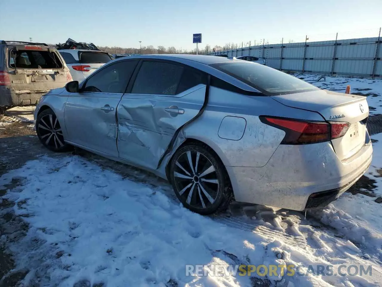 2 fotografías del automóvil dañado 1N4BL4CV2KC169328 NISSAN ALTIMA 2019