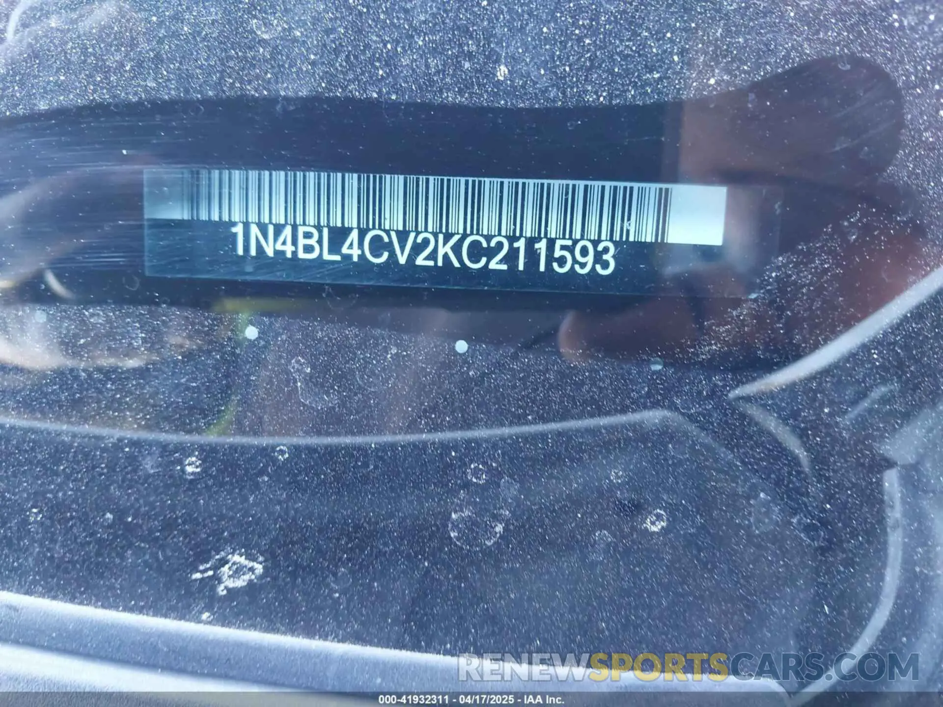 17 fotografías del automóvil dañado 1N4BL4CV2KC211593 NISSAN ALTIMA 2019