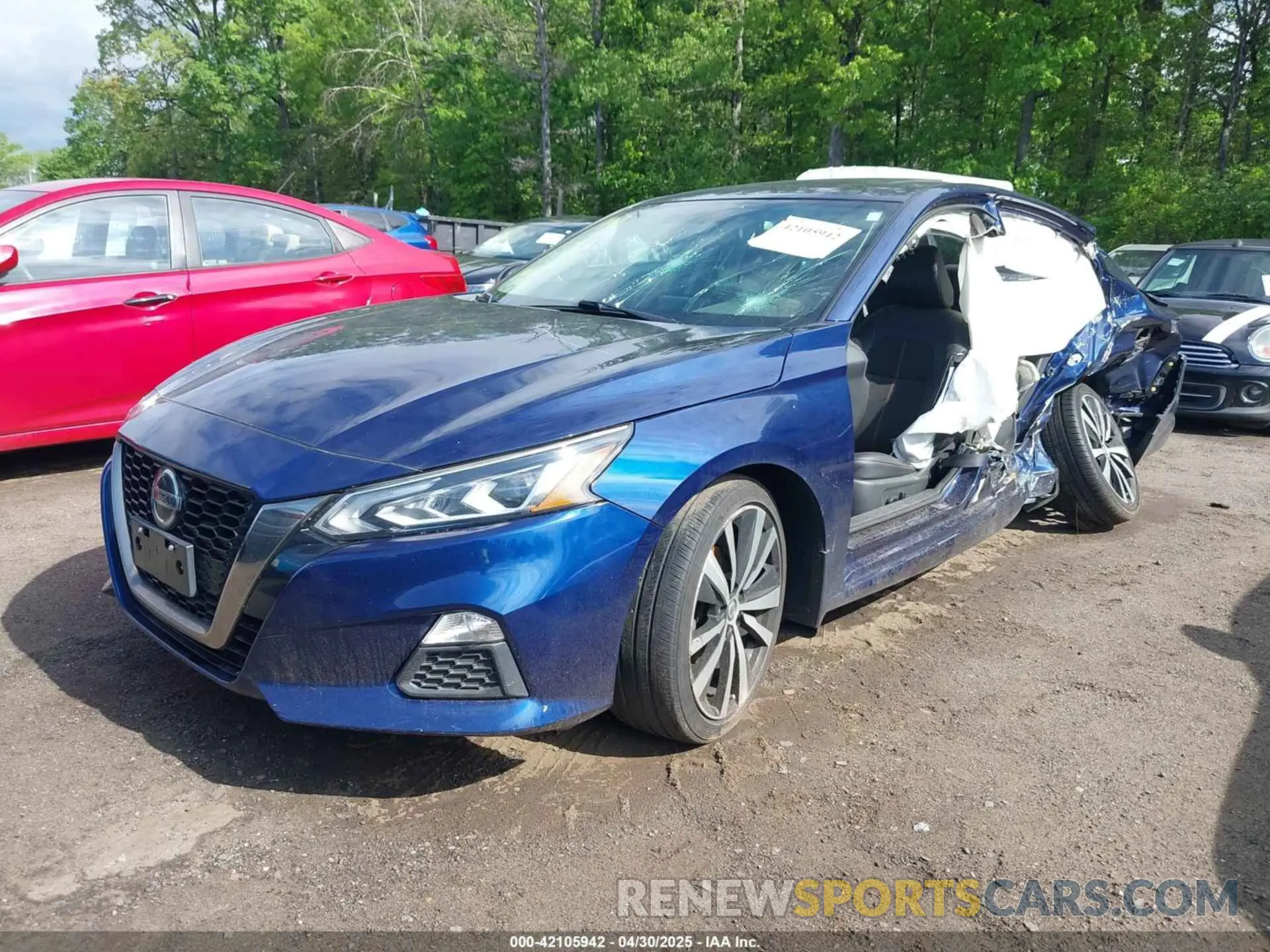 2 fotografías del automóvil dañado 1N4BL4CV2KN318566 NISSAN ALTIMA 2019