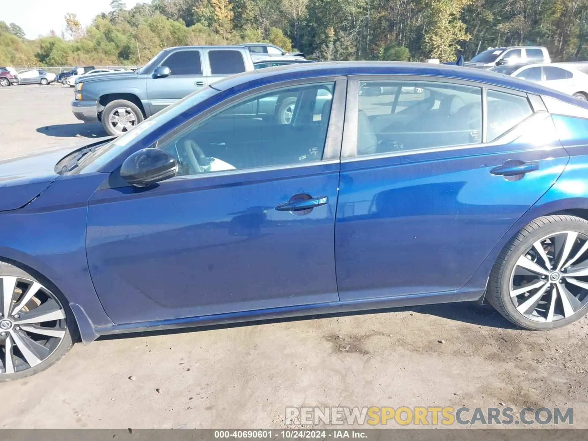 14 fotografías del automóvil dañado 1N4BL4CV2KN319426 NISSAN ALTIMA 2019