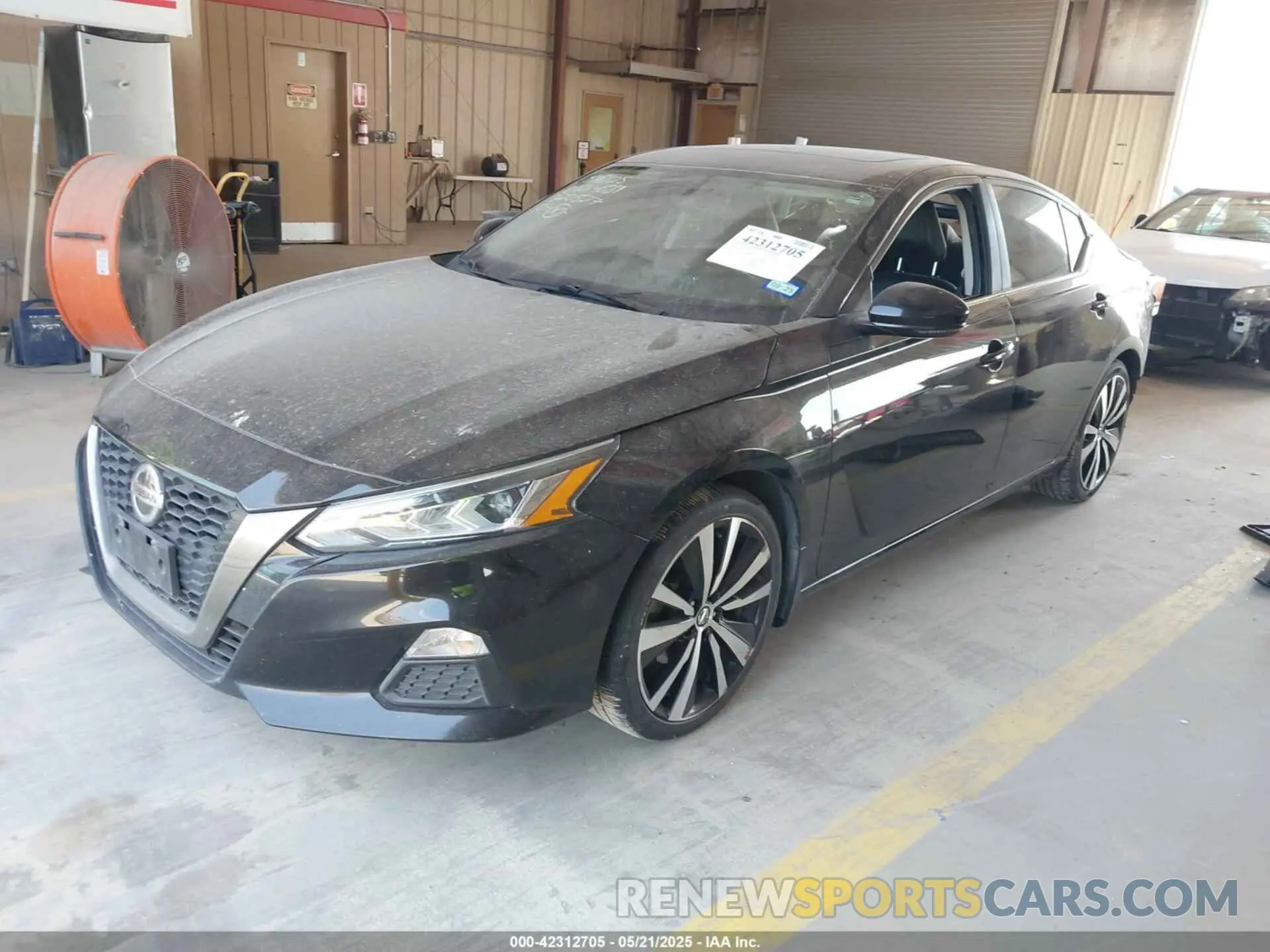 2 fotografías del automóvil dañado 1N4BL4CV2KN320527 NISSAN ALTIMA 2019