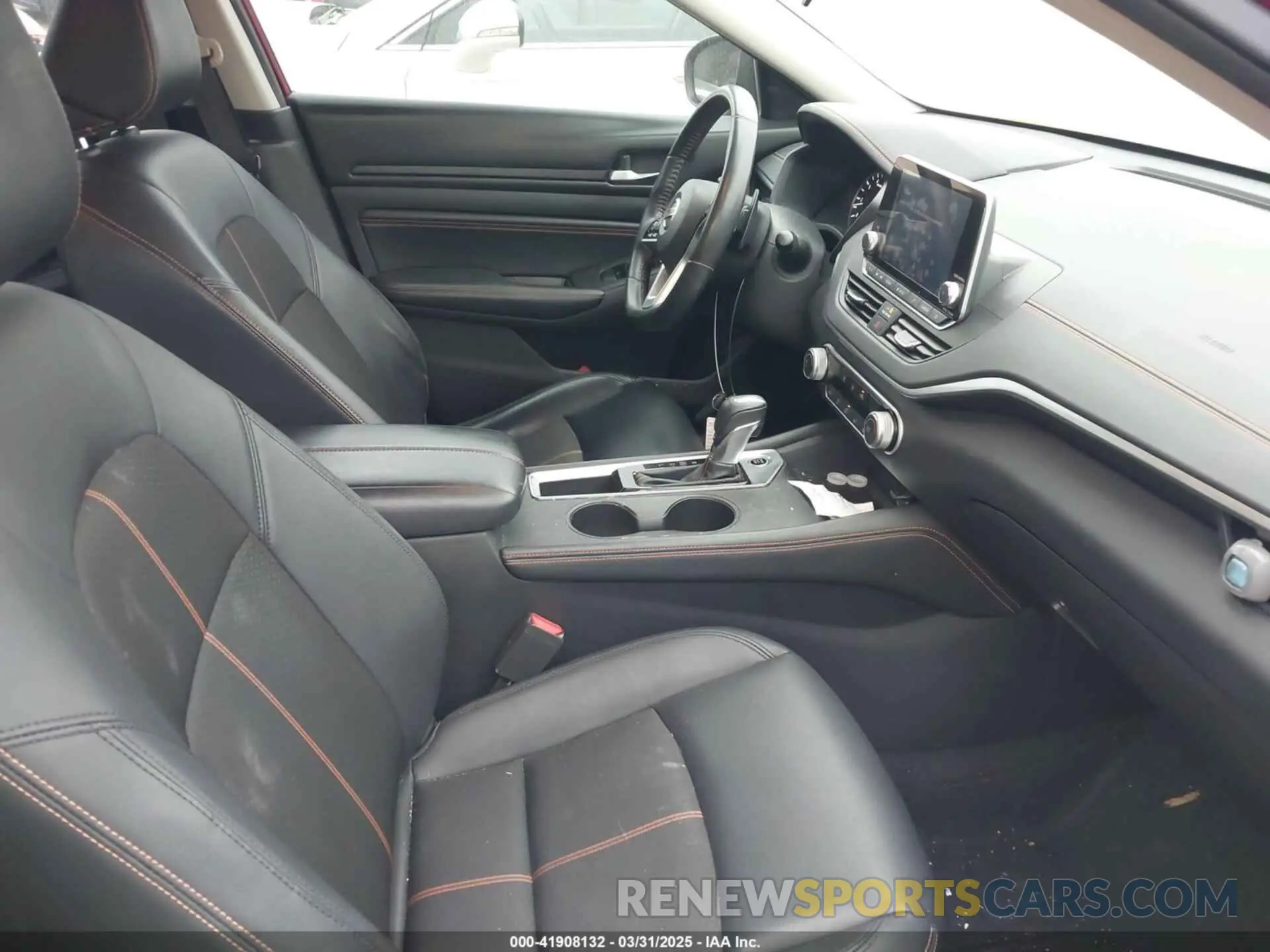 5 fotografías del automóvil dañado 1N4BL4CV3KC190978 NISSAN ALTIMA 2019