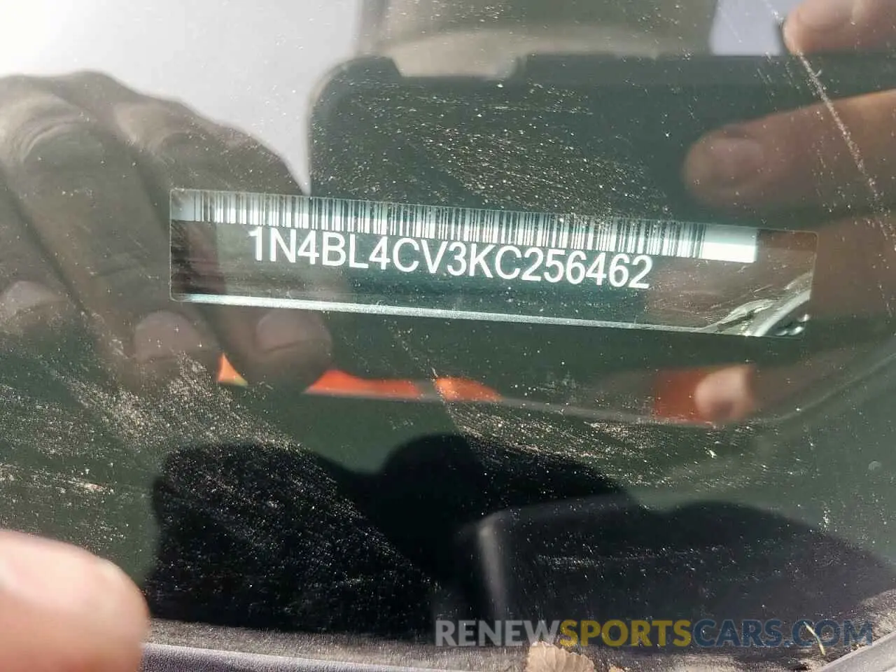 14 fotografías del automóvil dañado 1N4BL4CV3KC256462 NISSAN ALTIMA 2019