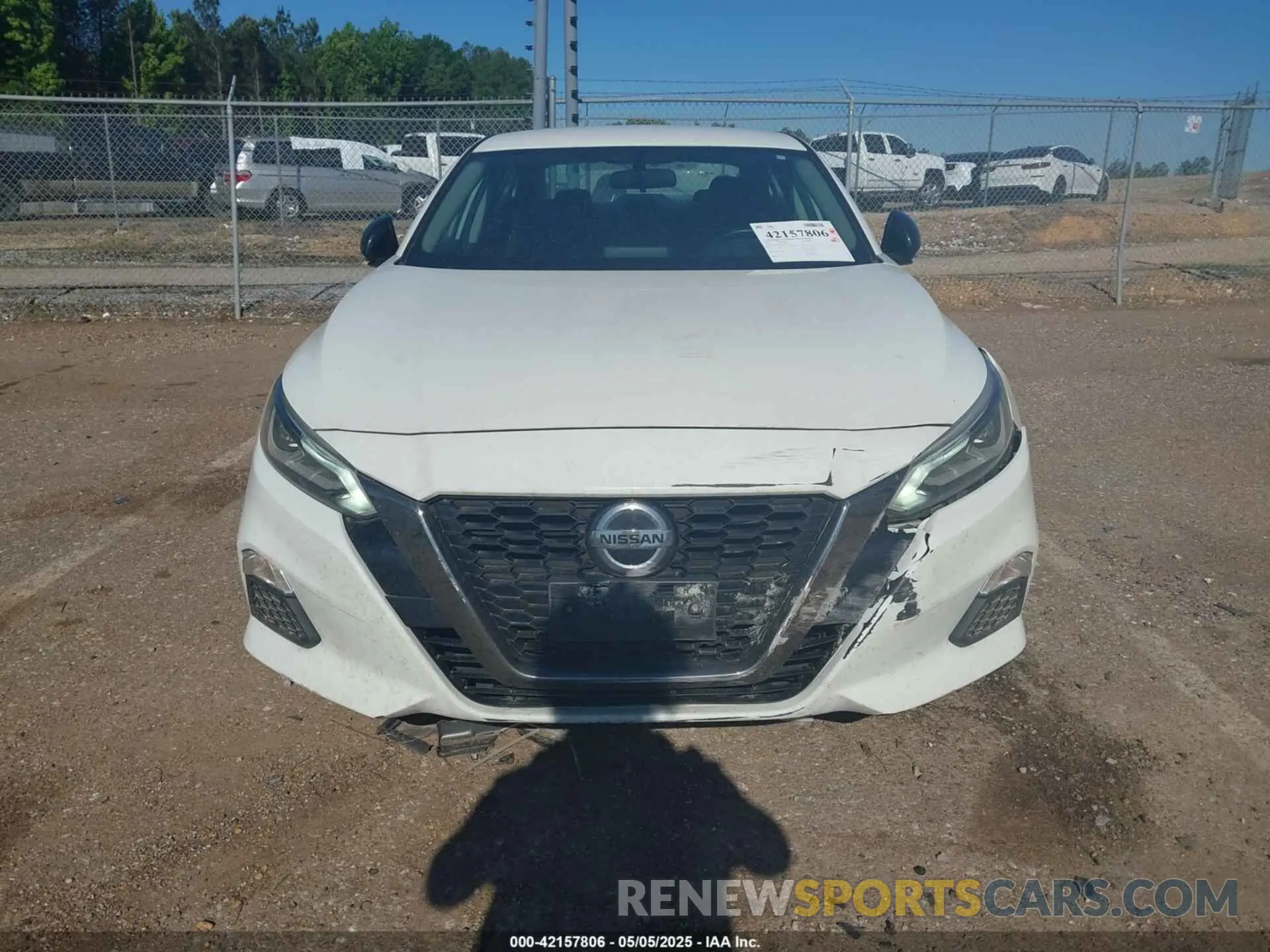 12 fotografías del automóvil dañado 1N4BL4CV3KN309911 NISSAN ALTIMA 2019