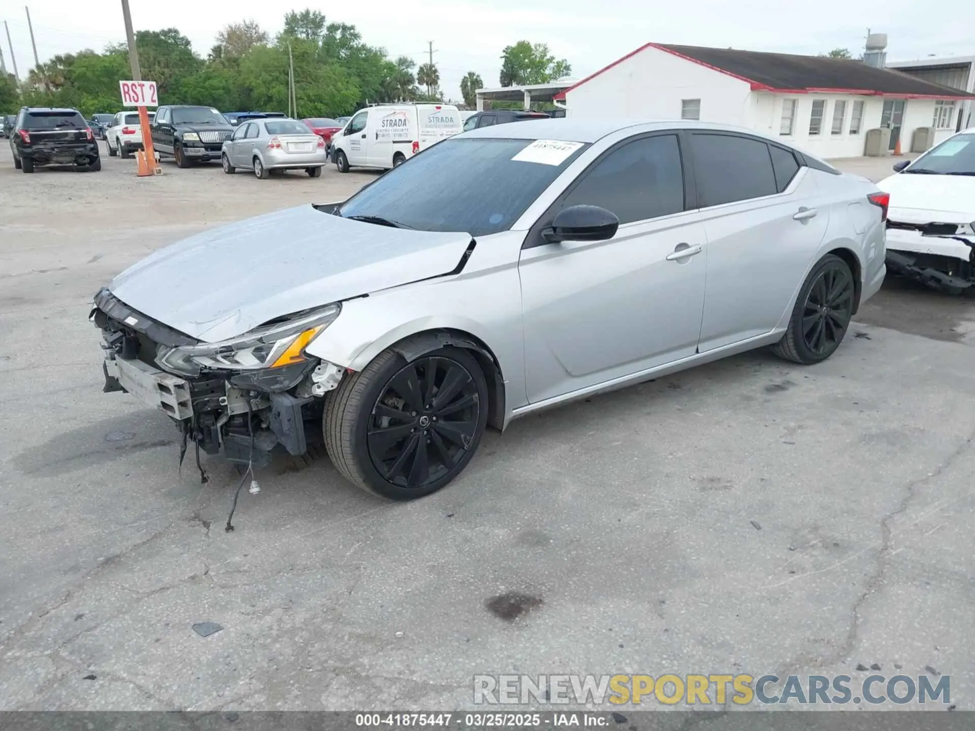 2 fotografías del automóvil dañado 1N4BL4CV3KN312775 NISSAN ALTIMA 2019