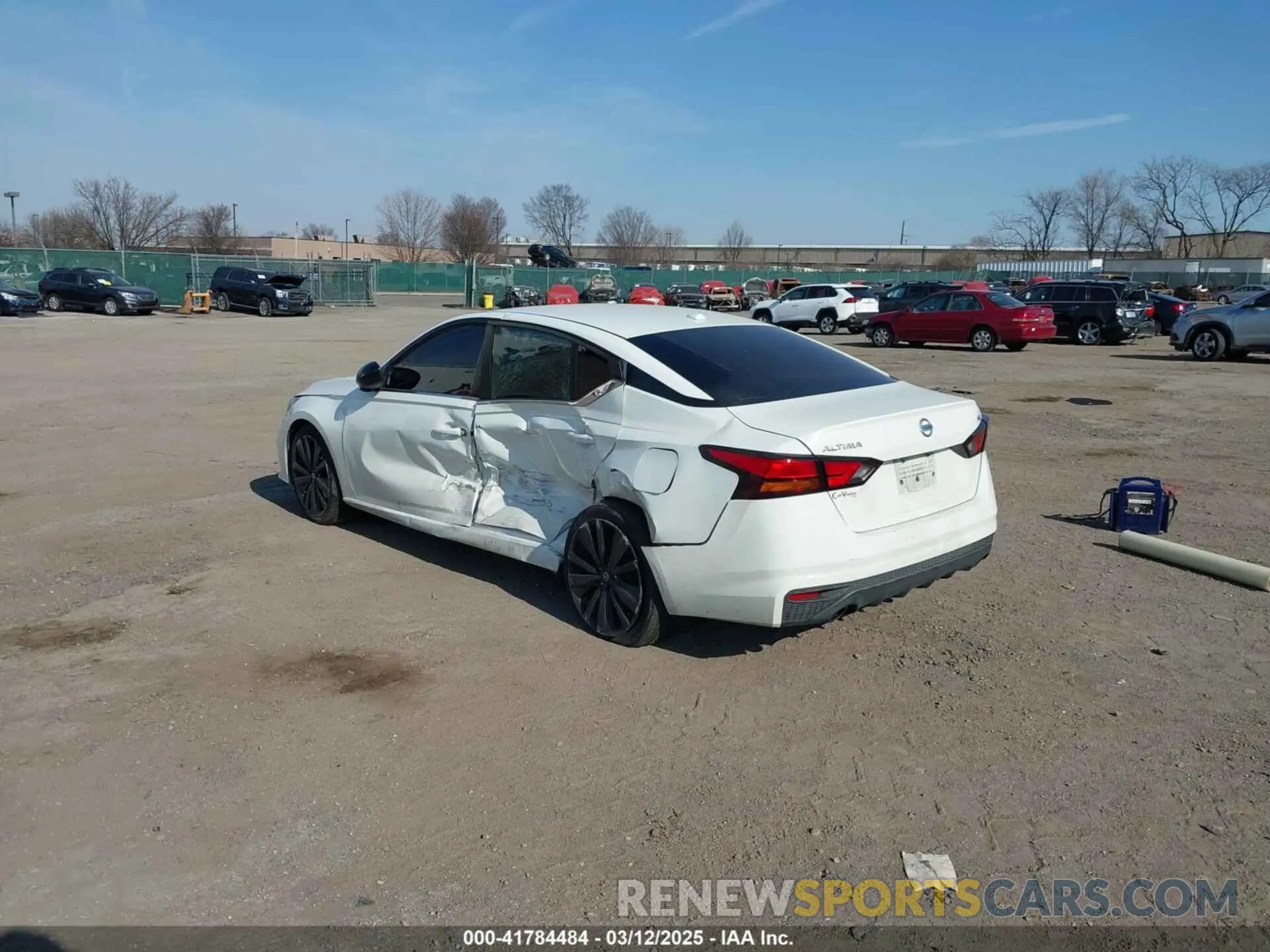 3 fotografías del automóvil dañado 1N4BL4CV4KC204791 NISSAN ALTIMA 2019