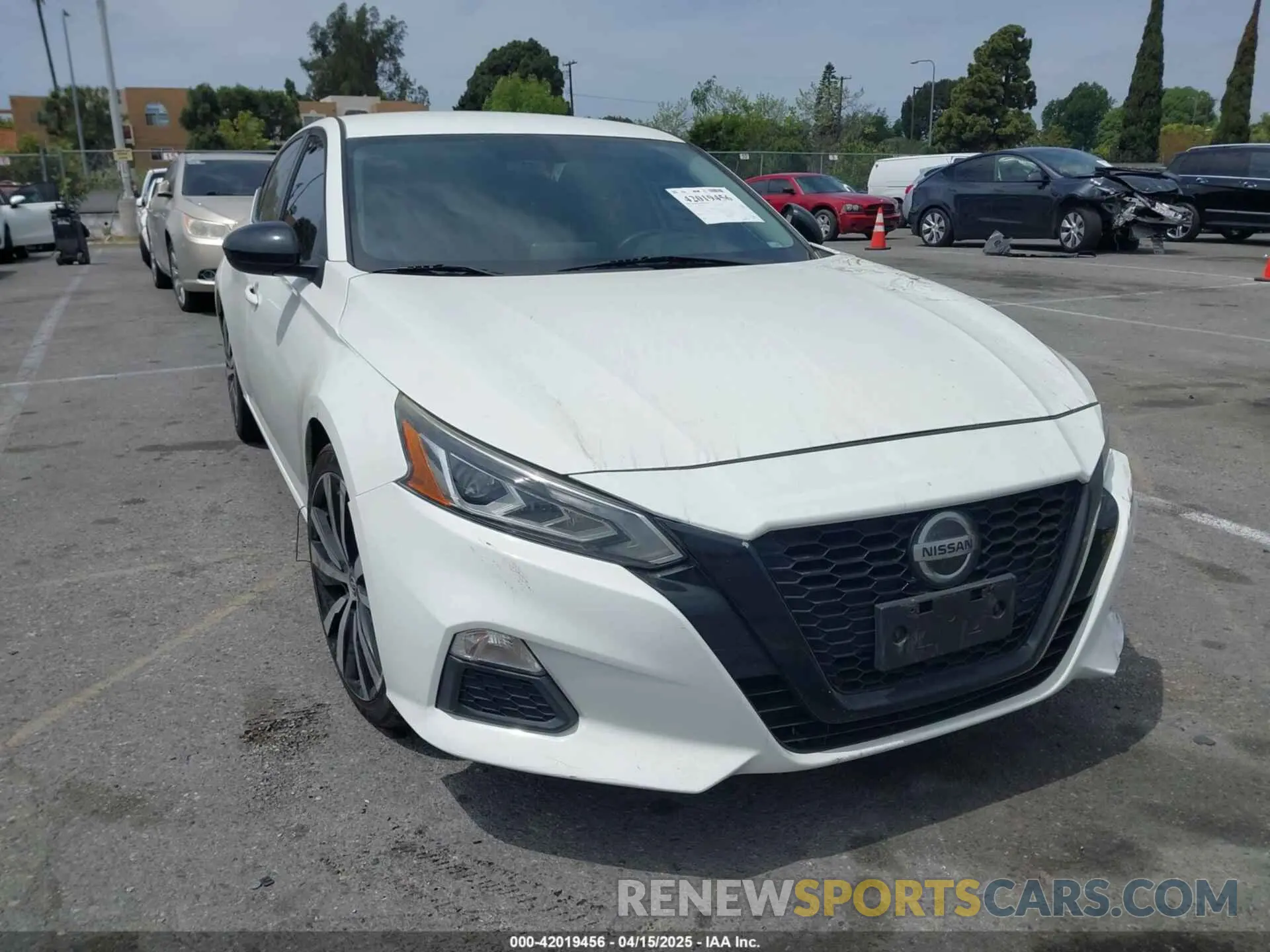 1 fotografías del automóvil dañado 1N4BL4CV4KN309657 NISSAN ALTIMA 2019