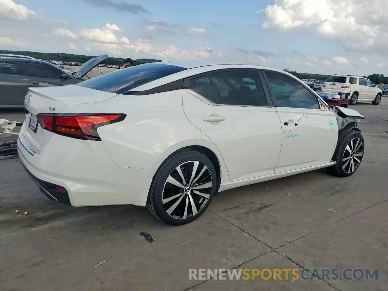 3 fotografías del automóvil dañado 1N4BL4CV4KN316219 NISSAN ALTIMA 2019
