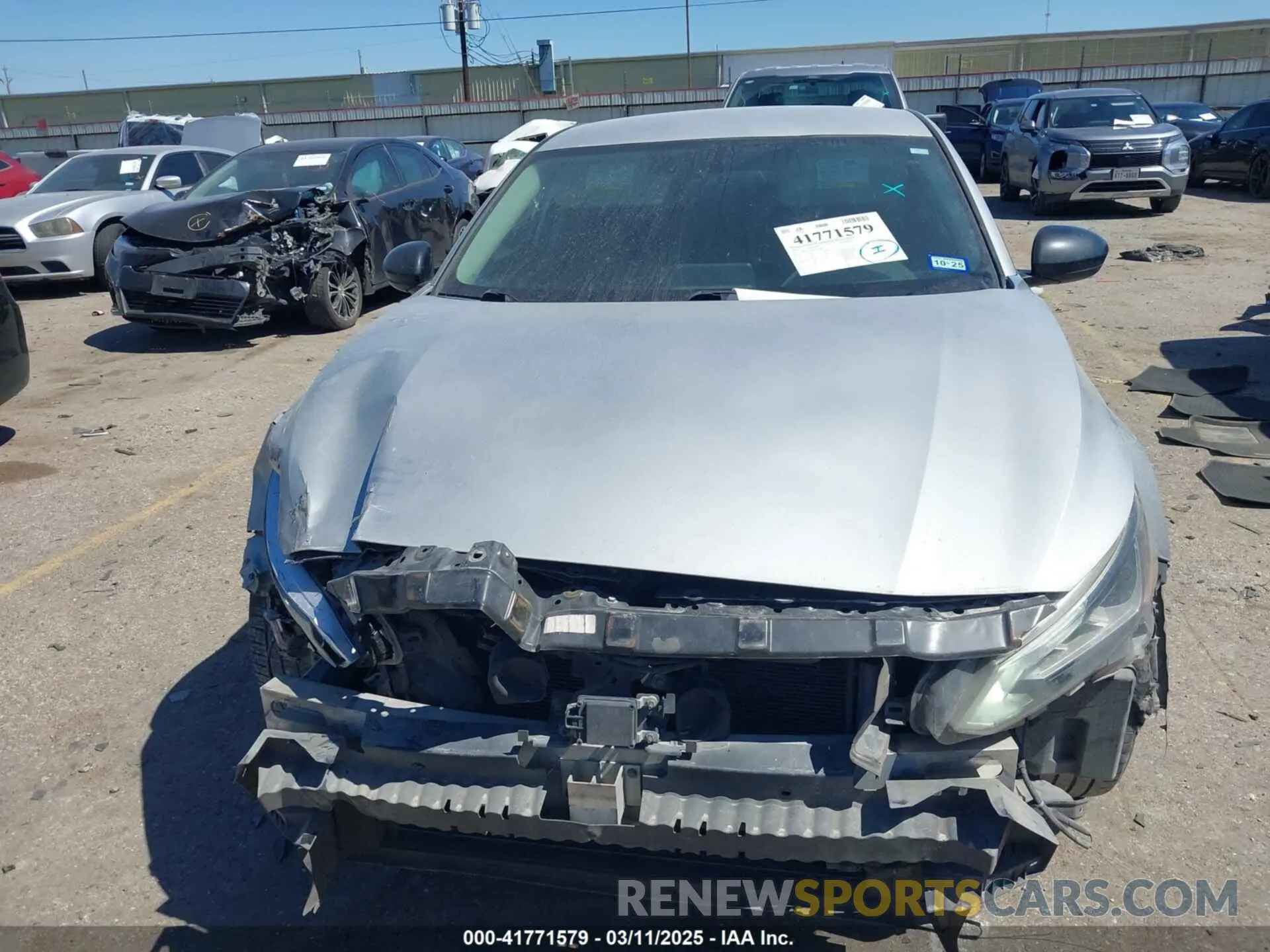 12 fotografías del automóvil dañado 1N4BL4CV4KN322487 NISSAN ALTIMA 2019