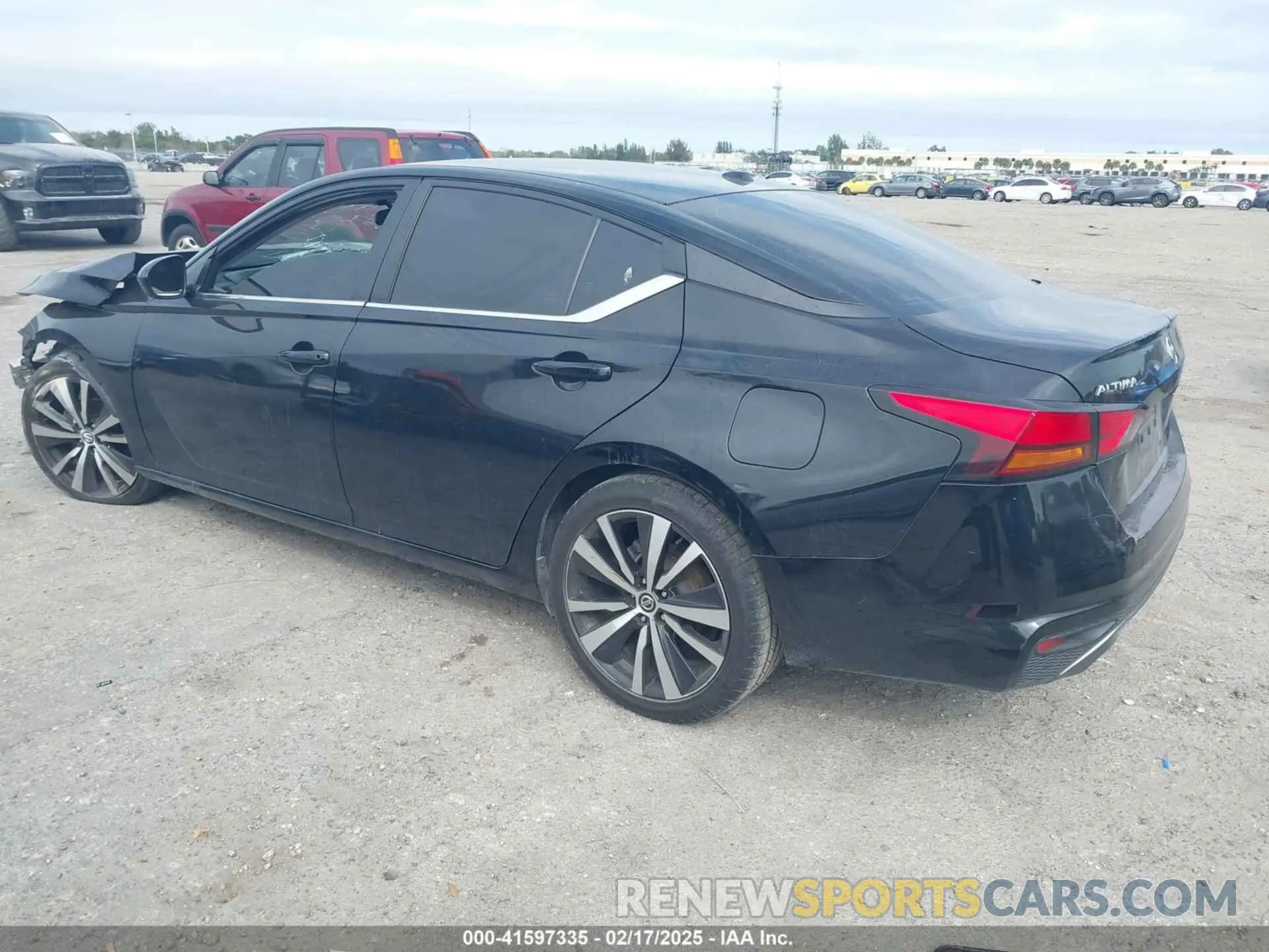 3 fotografías del automóvil dañado 1N4BL4CV5KC147663 NISSAN ALTIMA 2019