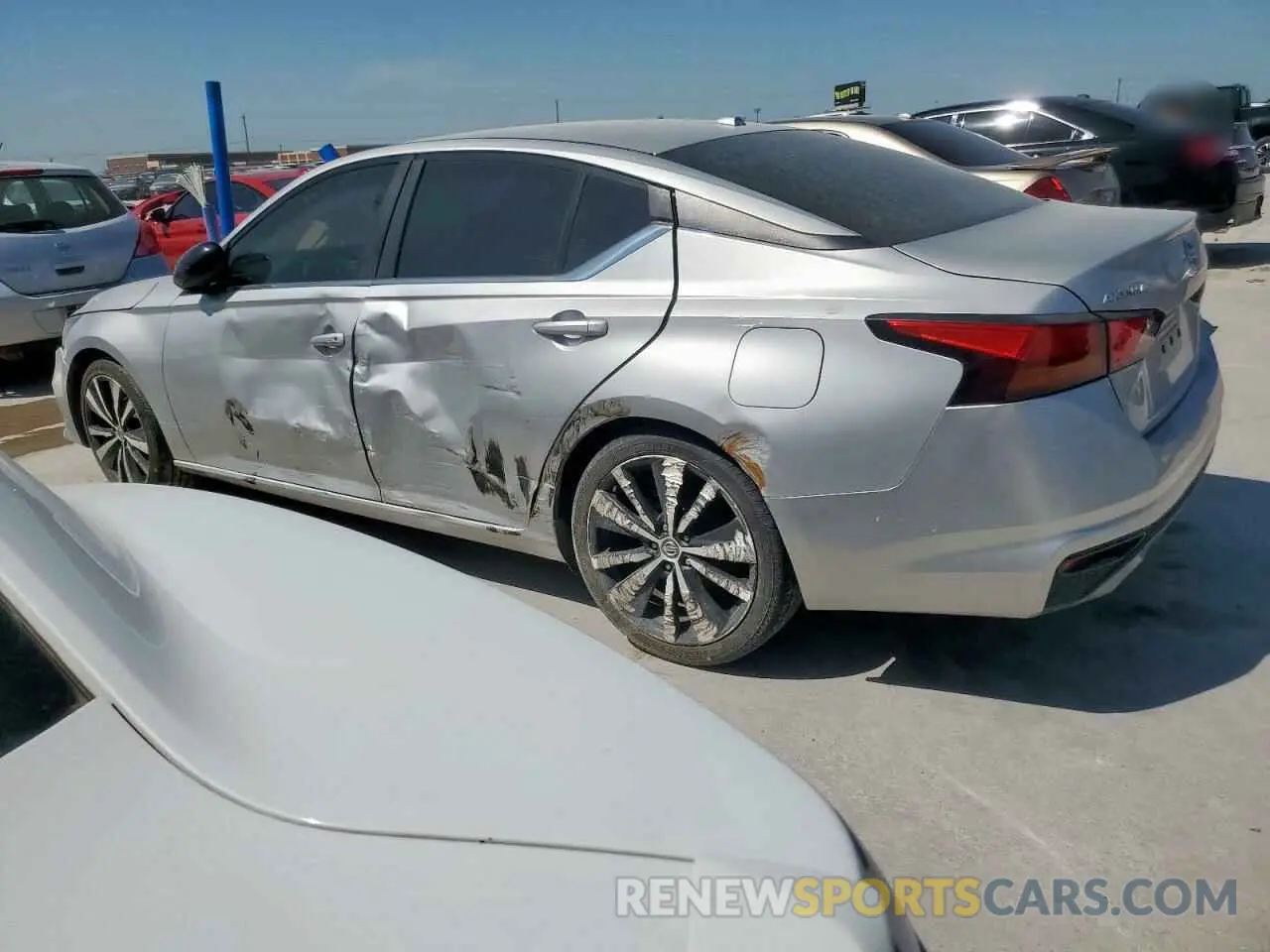 2 fotografías del automóvil dañado 1N4BL4CV5KC159232 NISSAN ALTIMA 2019