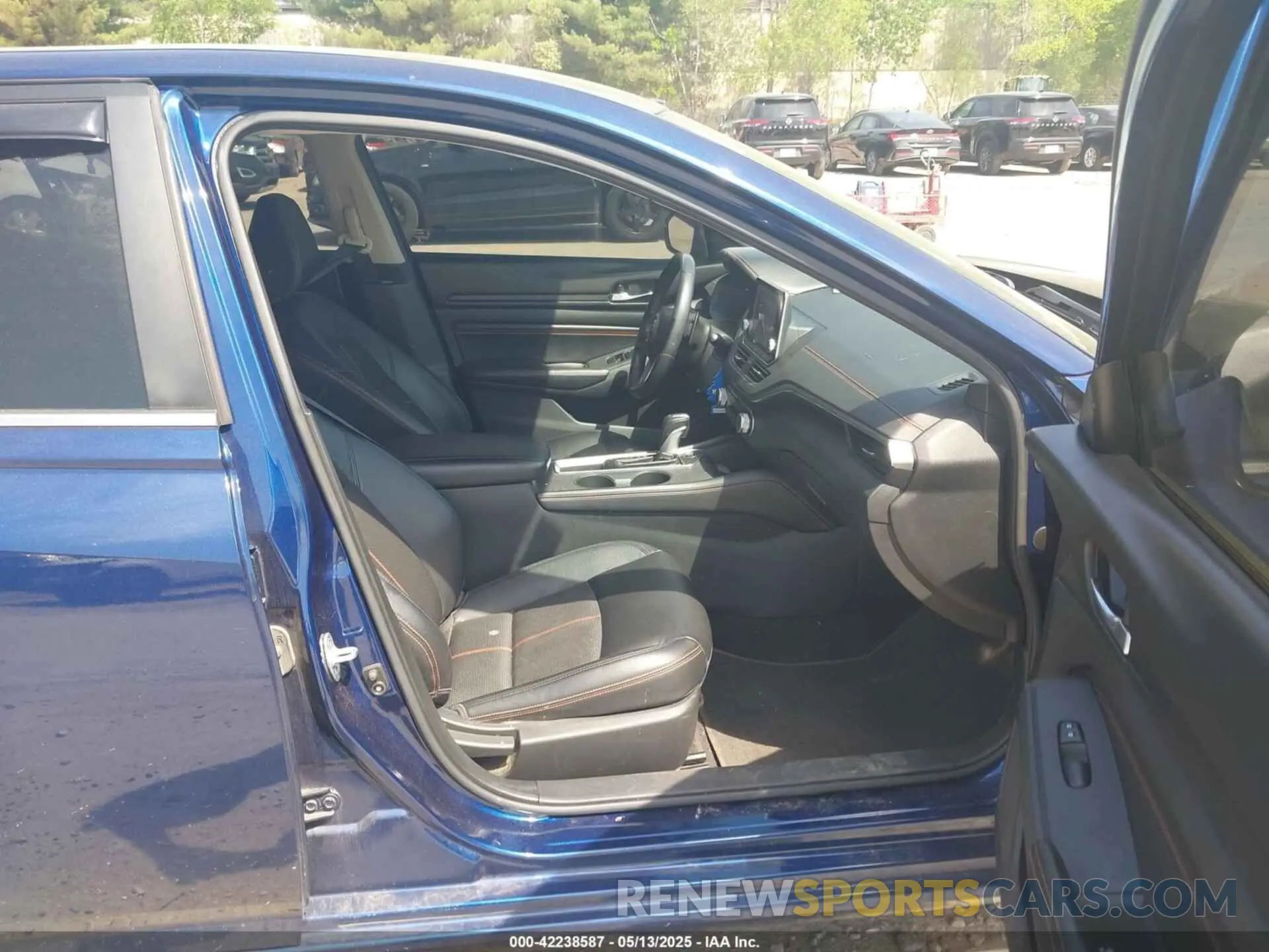 4 fotografías del automóvil dañado 1N4BL4CV5KC160302 NISSAN ALTIMA 2019