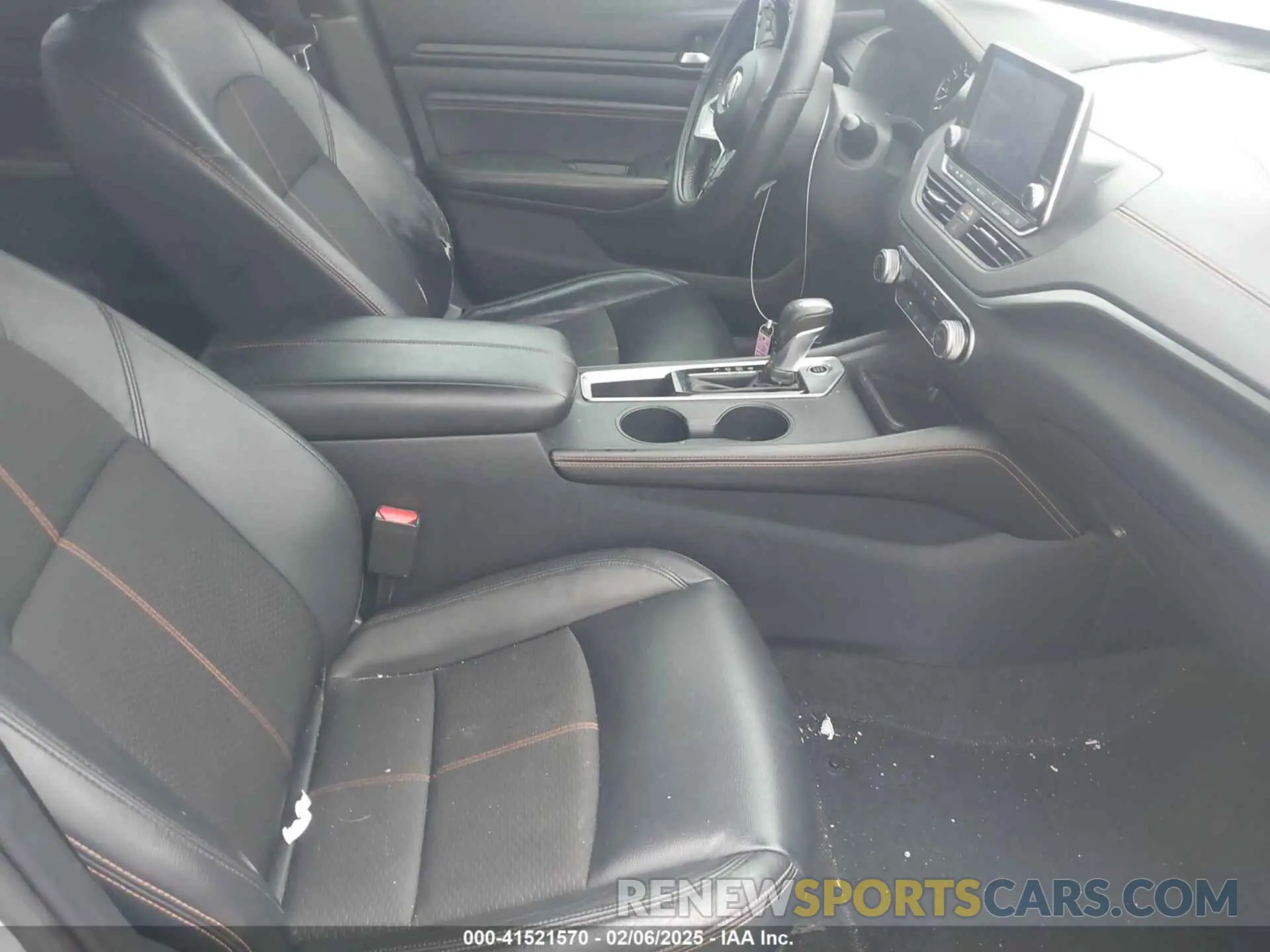 5 fotografías del automóvil dañado 1N4BL4CV6KC101274 NISSAN ALTIMA 2019