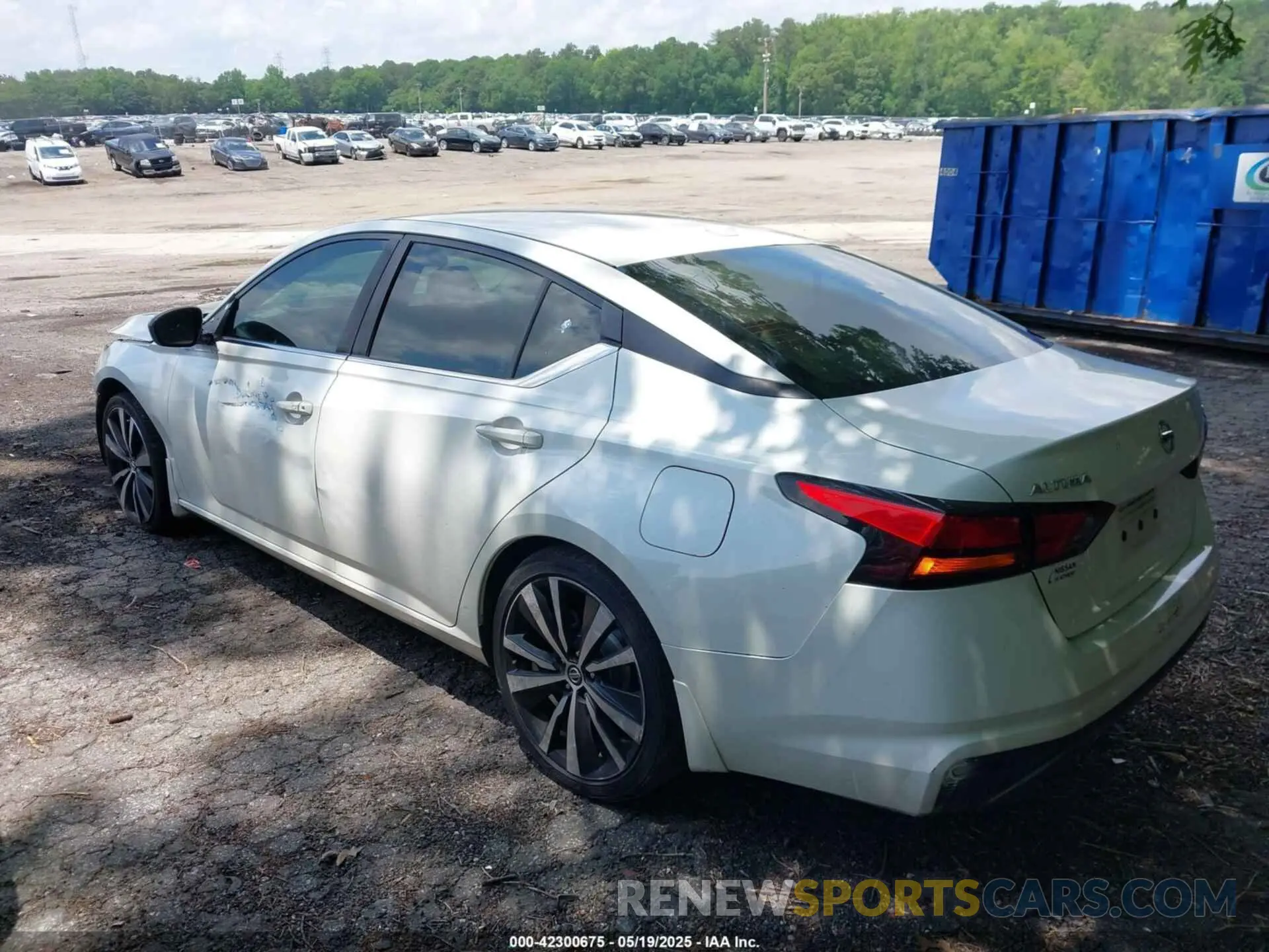 3 fotografías del automóvil dañado 1N4BL4CV6KC167825 NISSAN ALTIMA 2019