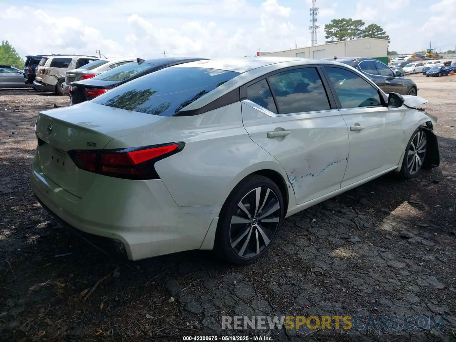 4 fotografías del automóvil dañado 1N4BL4CV6KC167825 NISSAN ALTIMA 2019