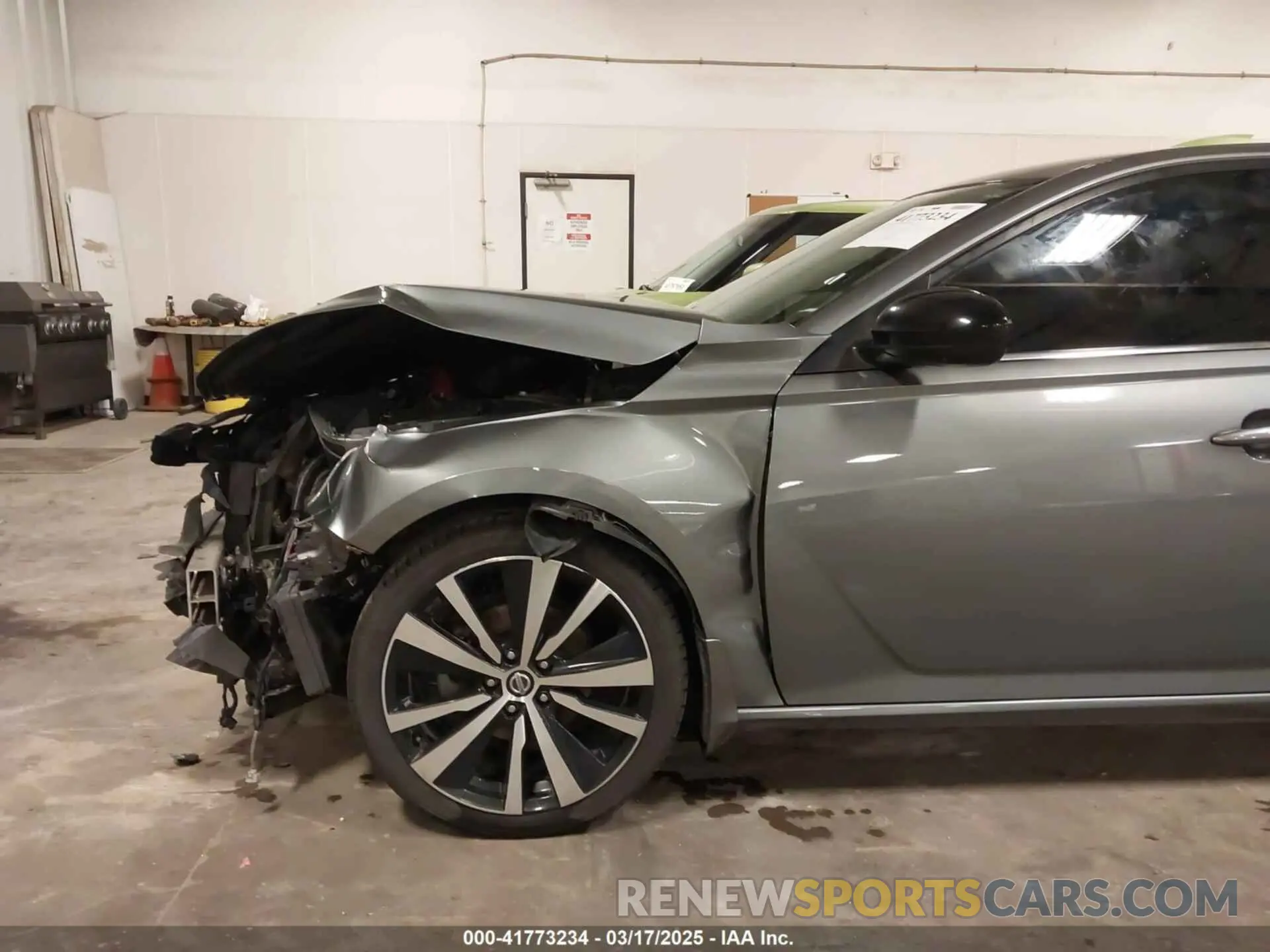 6 fotografías del automóvil dañado 1N4BL4CV6KC186522 NISSAN ALTIMA 2019