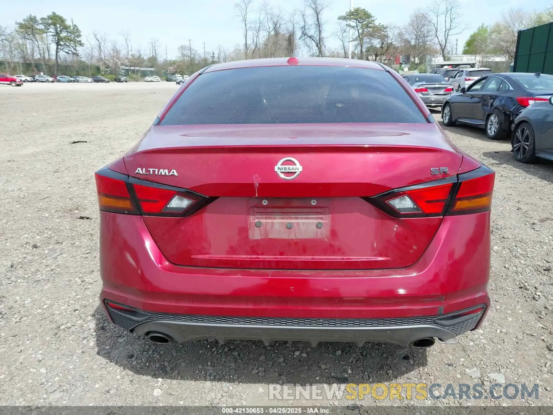 16 fotografías del automóvil dañado 1N4BL4CV6KN319798 NISSAN ALTIMA 2019