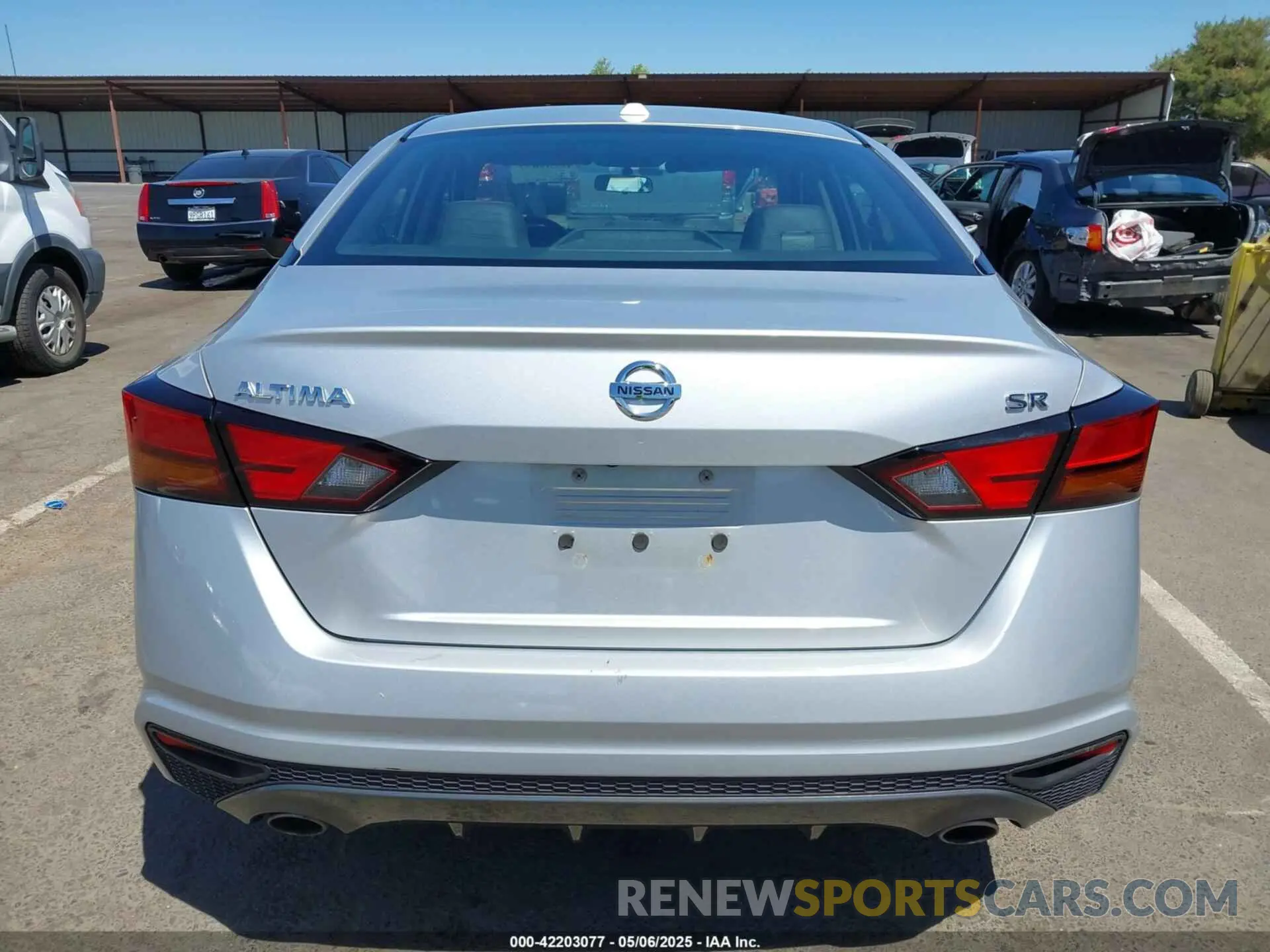 15 fotografías del automóvil dañado 1N4BL4CV8KC199739 NISSAN ALTIMA 2019