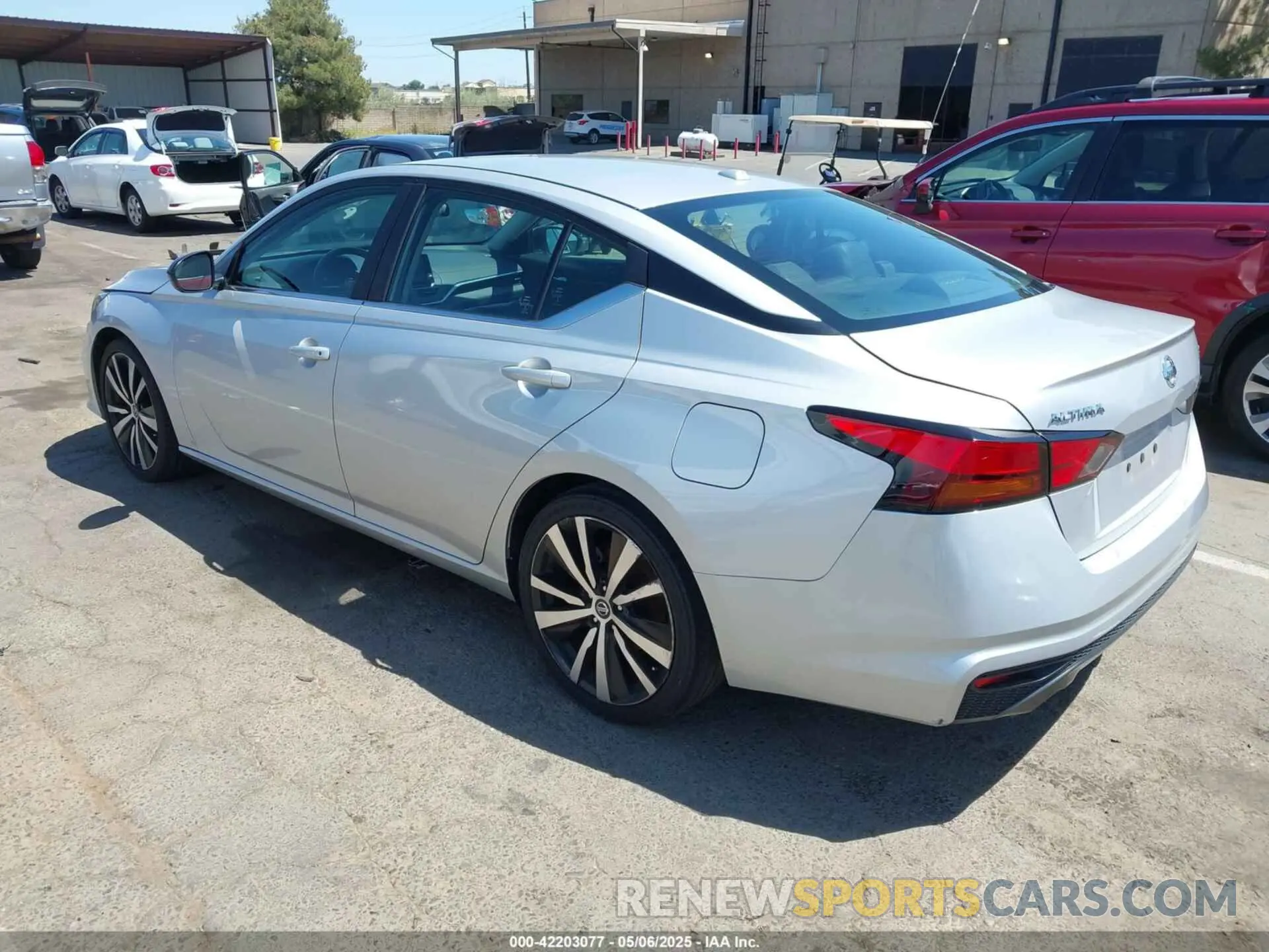 3 fotografías del automóvil dañado 1N4BL4CV8KC199739 NISSAN ALTIMA 2019