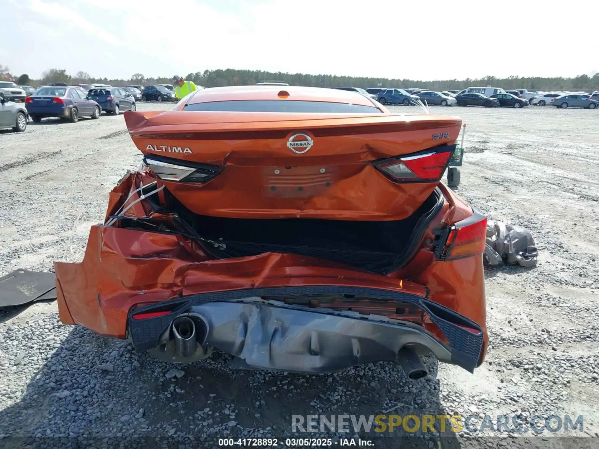 16 fotografías del automóvil dañado 1N4BL4CV8KC201828 NISSAN ALTIMA 2019