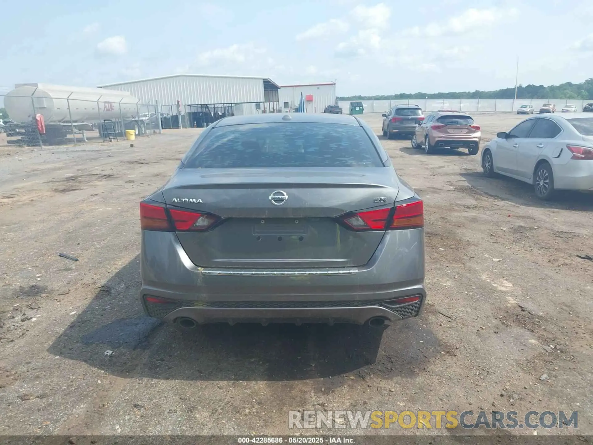 16 fotografías del automóvil dañado 1N4BL4CV8KC220878 NISSAN ALTIMA 2019