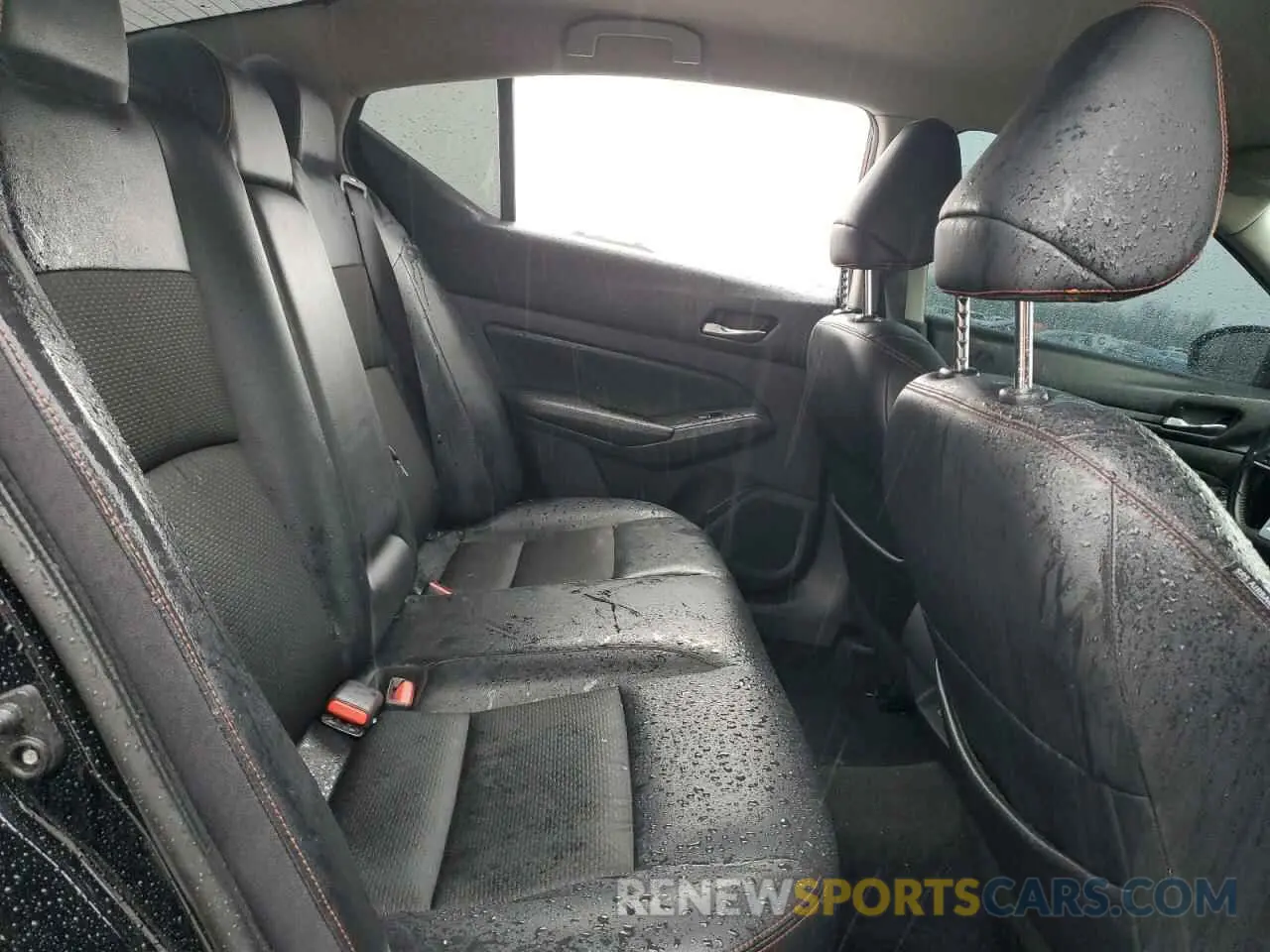 10 fotografías del automóvil dañado 1N4BL4CV8KN312481 NISSAN ALTIMA 2019