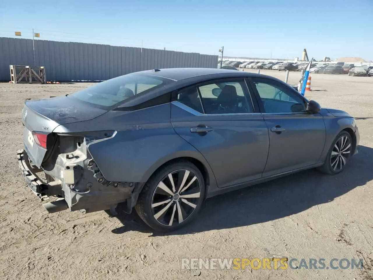 3 fotografías del automóvil dañado 1N4BL4CV9KC174820 NISSAN ALTIMA 2019