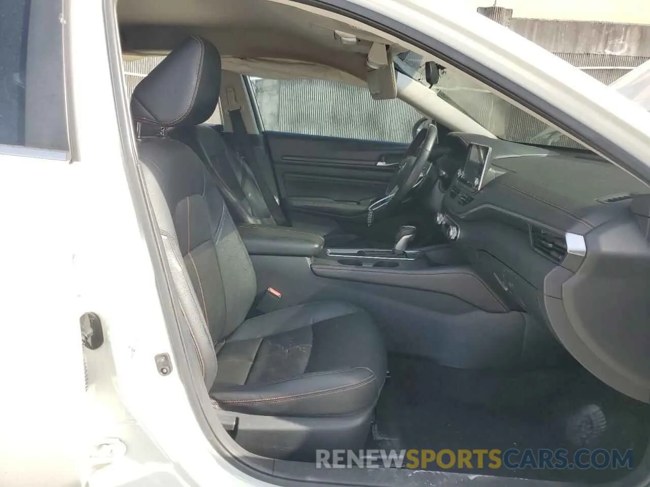 7 fotografías del automóvil dañado 1N4BL4CV9KC198311 NISSAN ALTIMA 2019