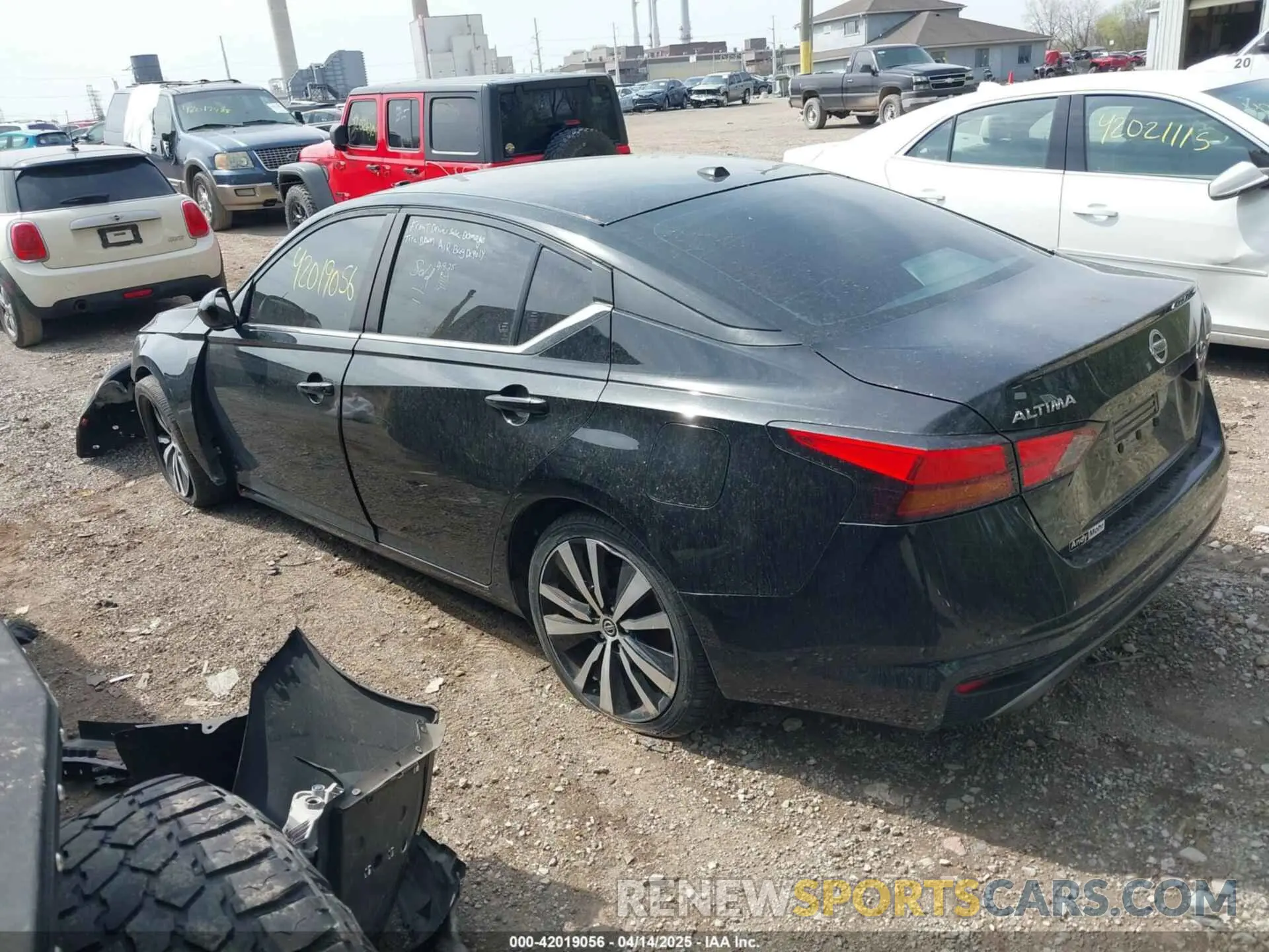 3 fotografías del automóvil dañado 1N4BL4CV9KC259978 NISSAN ALTIMA 2019