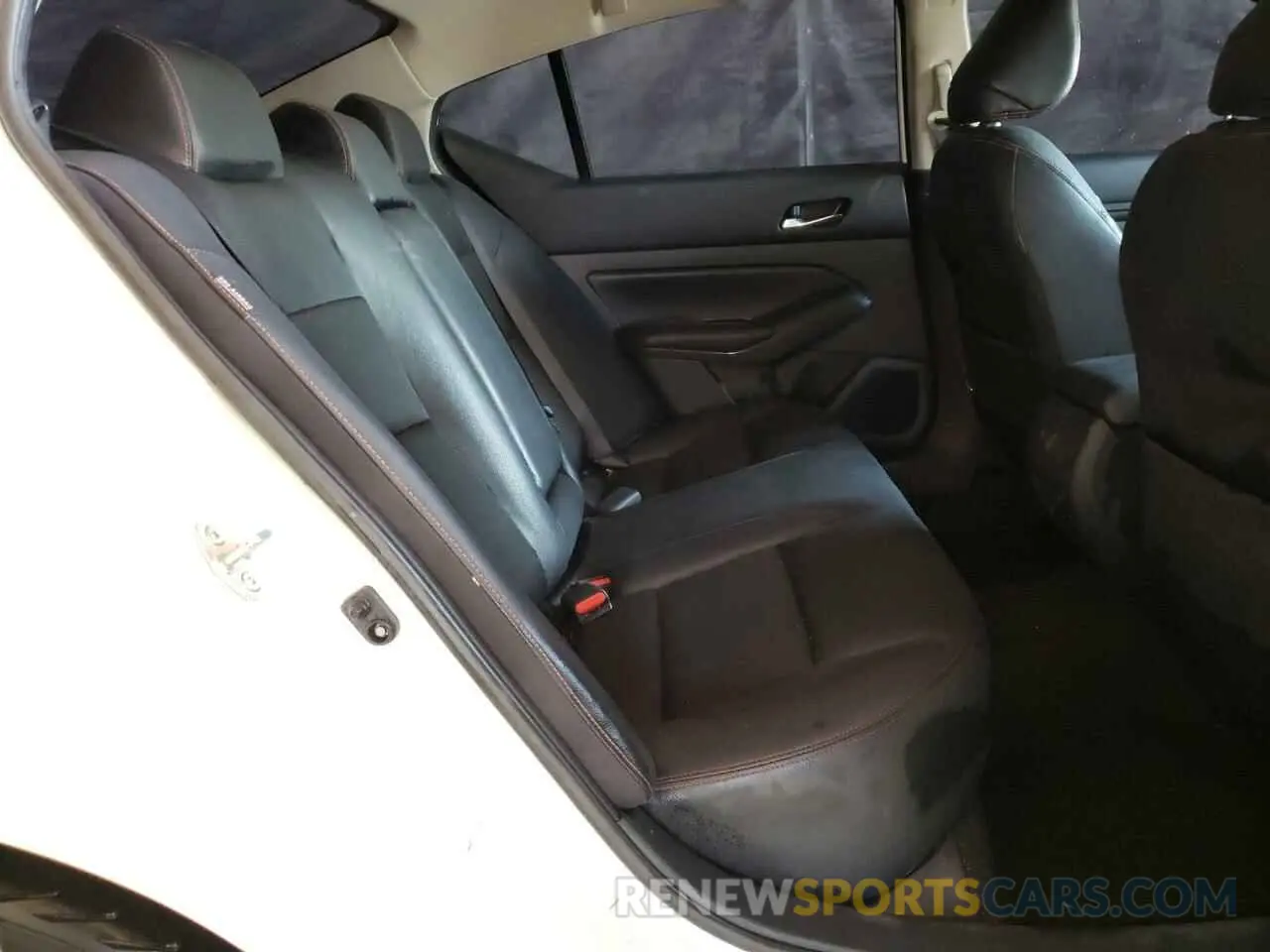 10 fotografías del automóvil dañado 1N4BL4CV9KN309704 NISSAN ALTIMA 2019